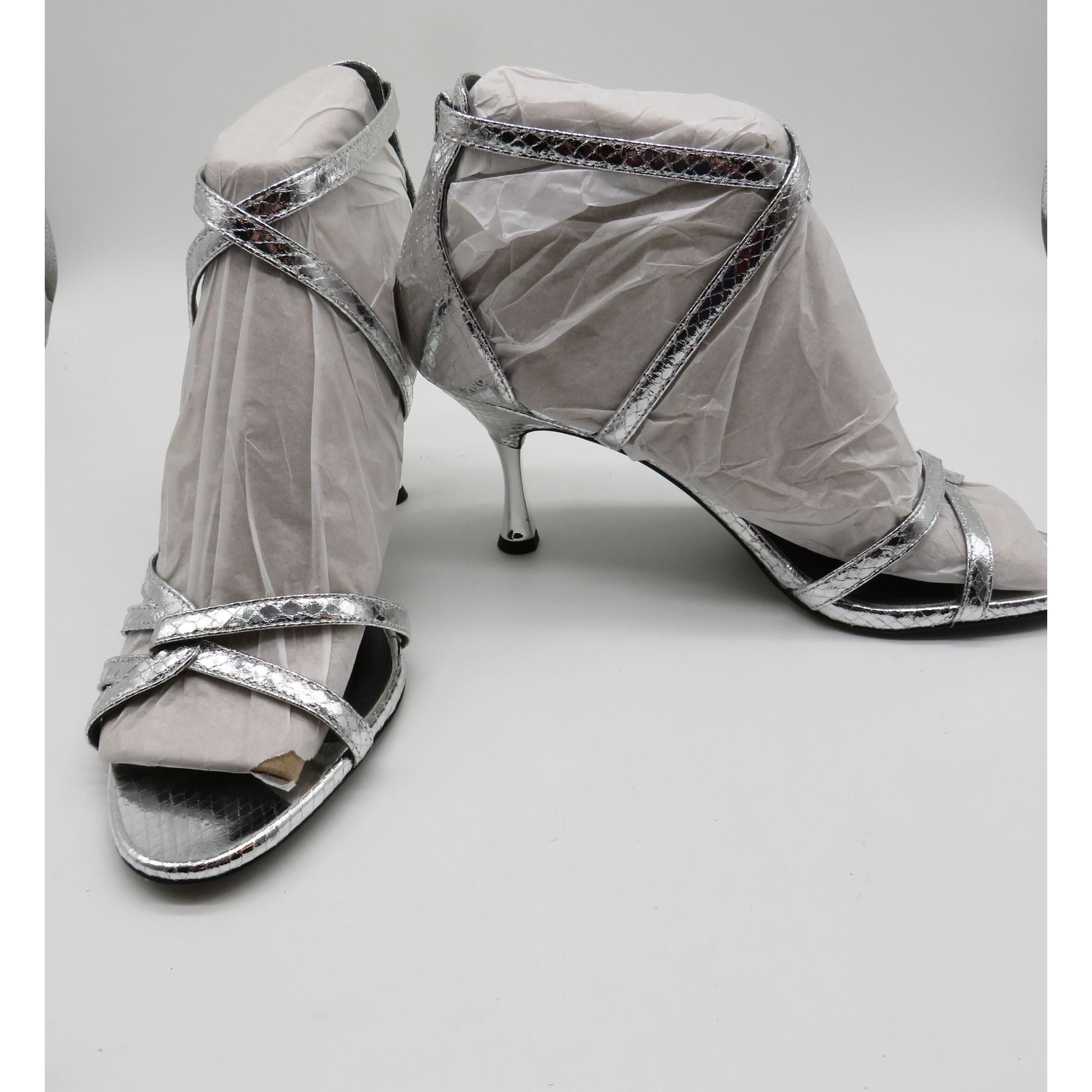 Franco Sarto Franco Sarto Women's Silver Strappy Size 9 Heeled Sandals Sn Size US 9 / IT 39 - 4 Thumbnail