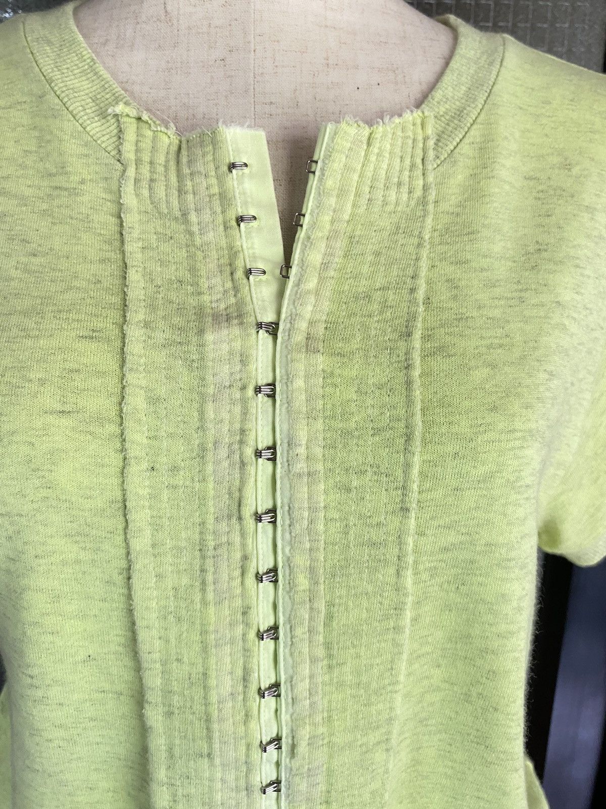 Ne-Net Né-net neon green buttons hook top Size XS / US 0-2 / IT 36-38 - 8 Thumbnail