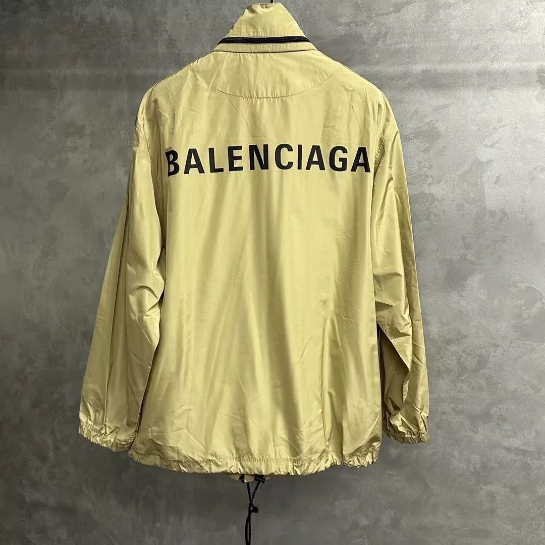 Balenciaga Balenciaga Retro Beige Light Jacket xs Men Size US XS / EU 42 / 0 - 1 Thumbnail