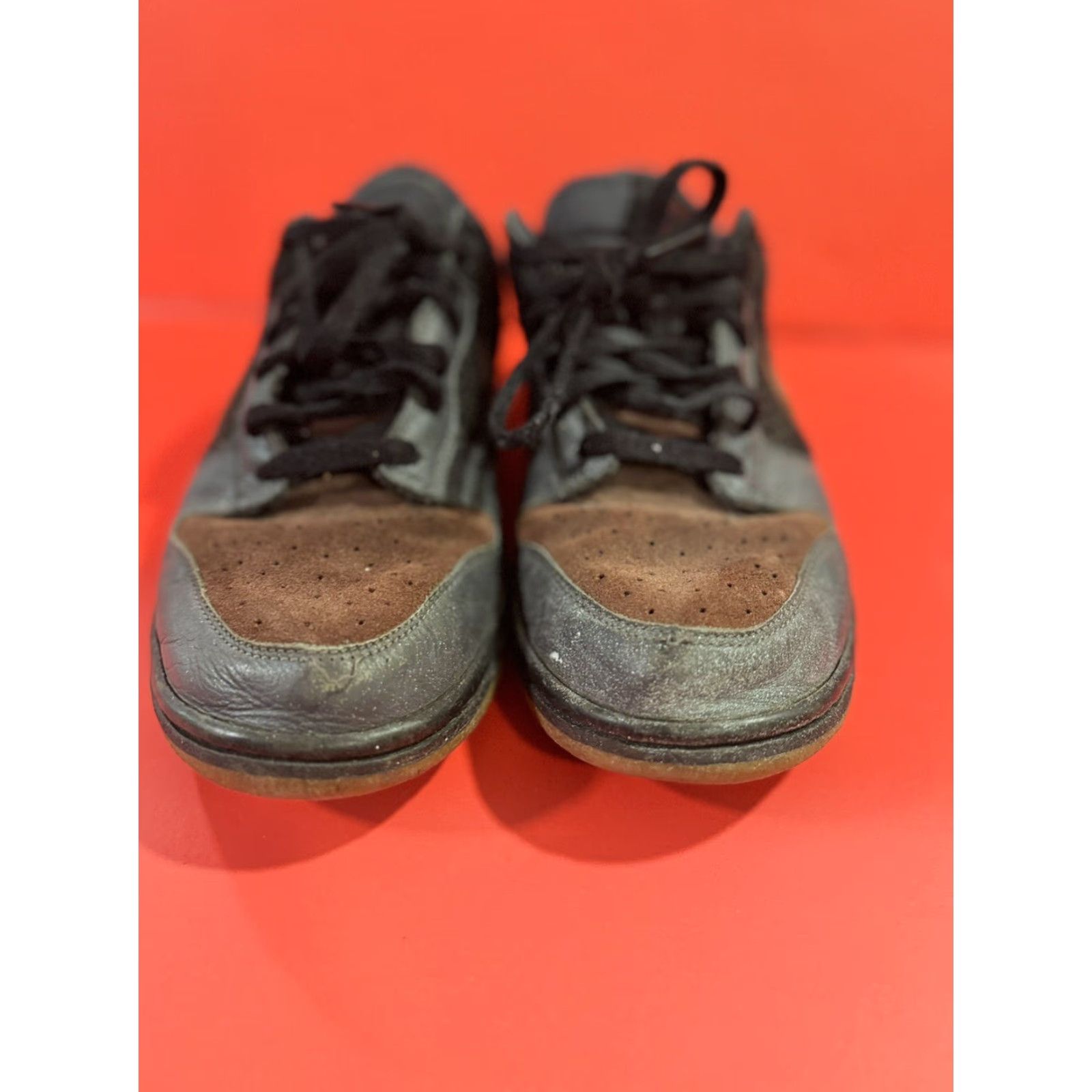 Nike VINTAGE Nike Dunk Low CL Burgundy Anthracite Grey Sz 8.5 2008 304714-065 Pre-owned Rare Mens Sneakers Size US 8 / EU 41 - 4 Thumbnail