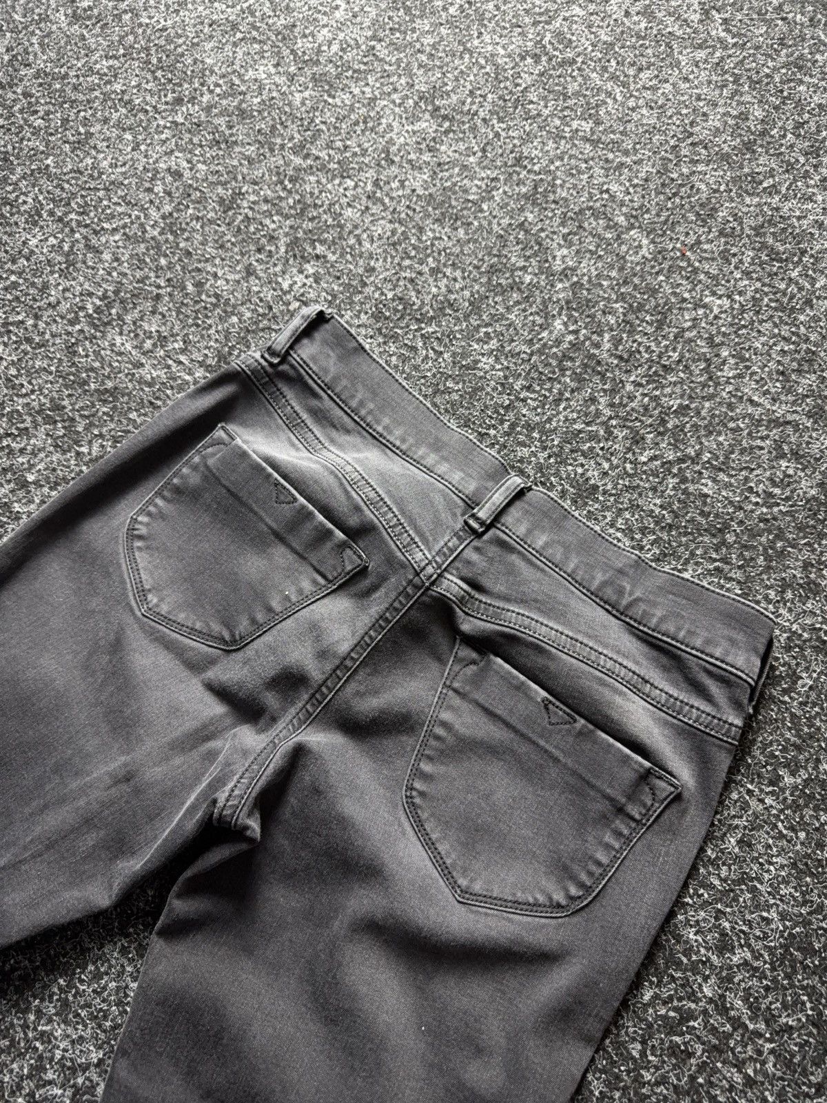 Diesel 00s Diesel LIVER-S Super Slim Grey Faded Denim Skinny Fit Size 28" / US 6 / IT 42 - 17 Thumbnail