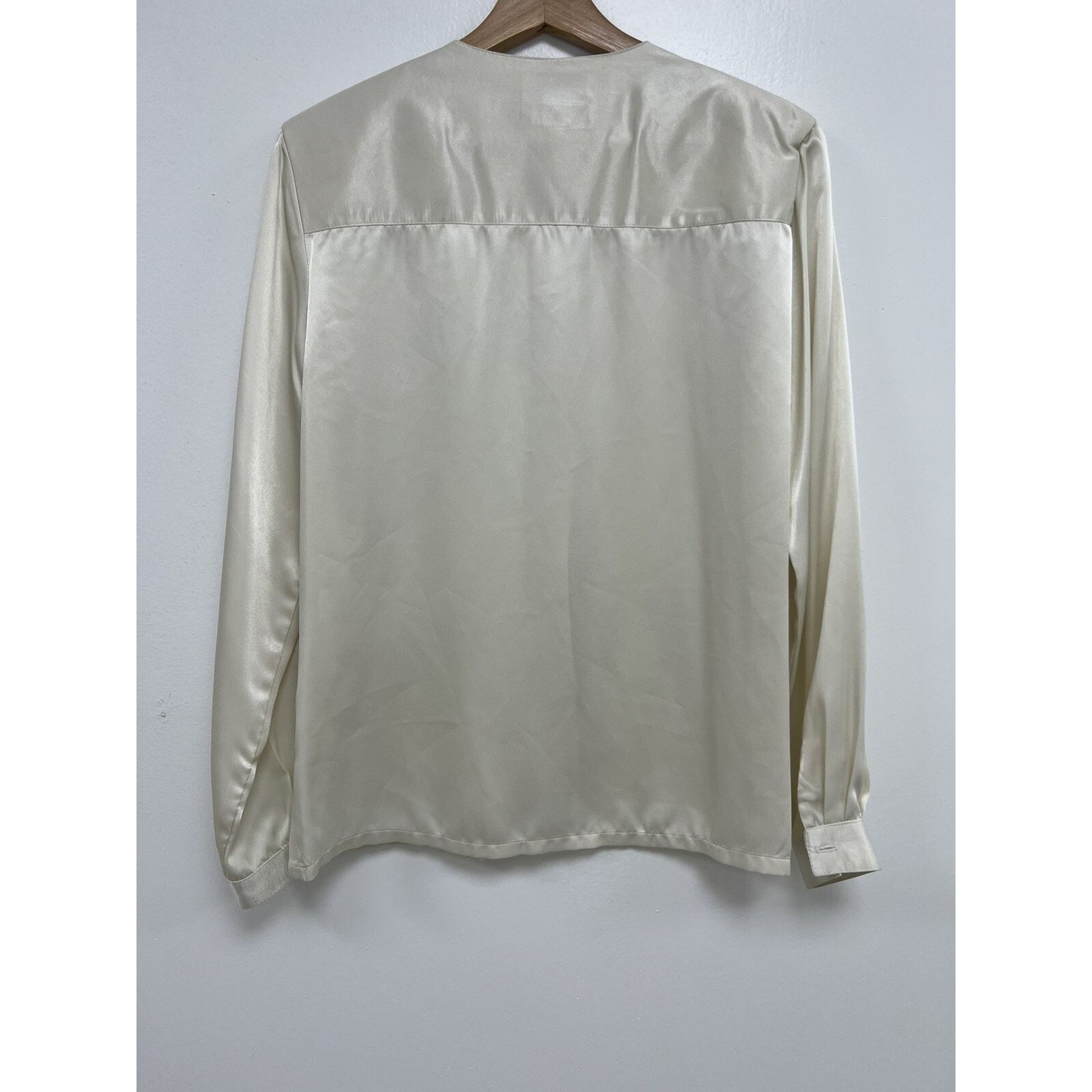 Gianni Valentino GIANNI Women Blouse Long Sleeve Made in USA Ivory A001635 Size M / US 6-8 / IT 42-44 - 3 Thumbnail