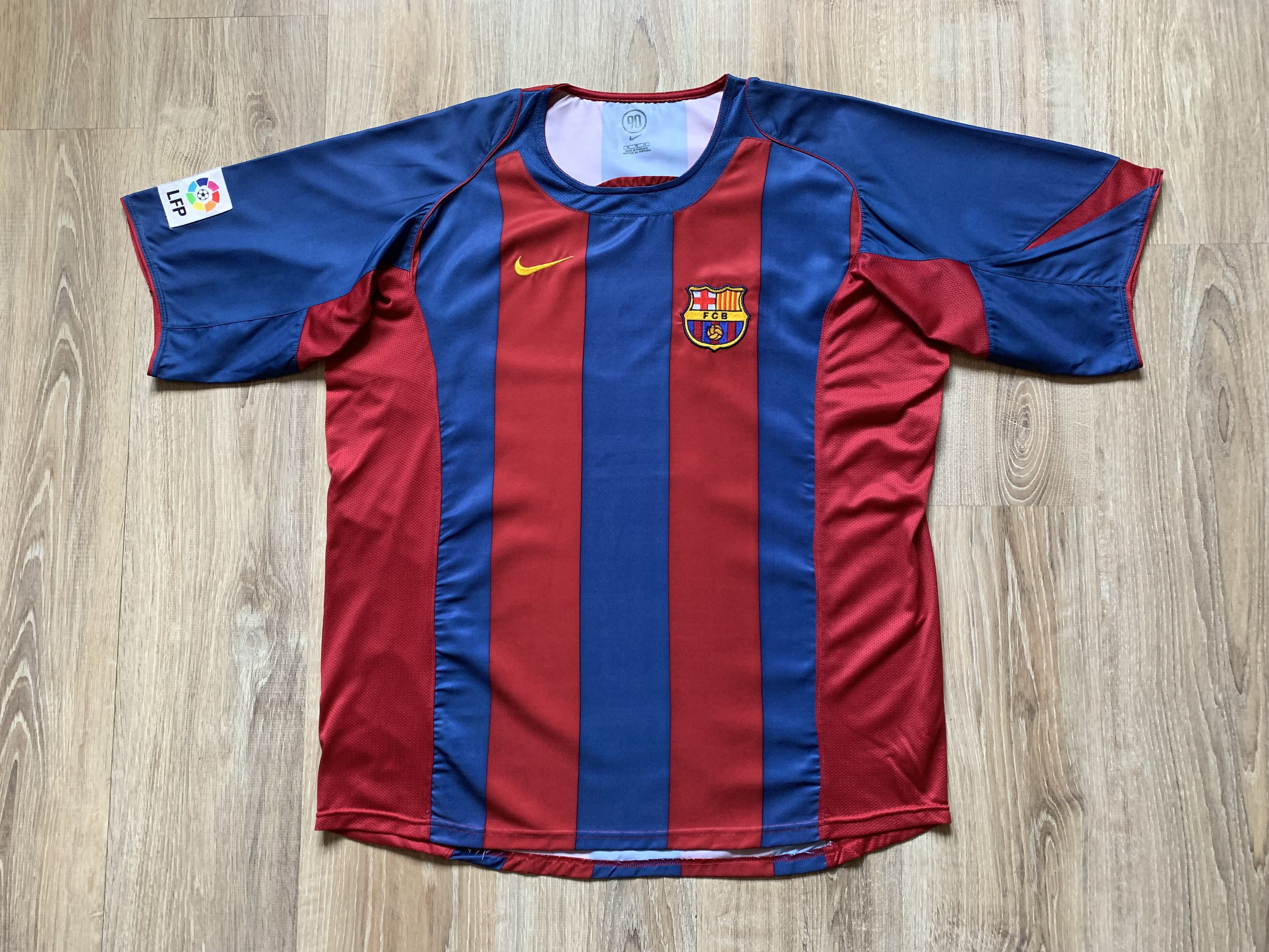 Nike Vintage Nike Barcelona Home Football Shirt 2004-2005 Size US XL / EU 56 / 4 - 3 Thumbnail