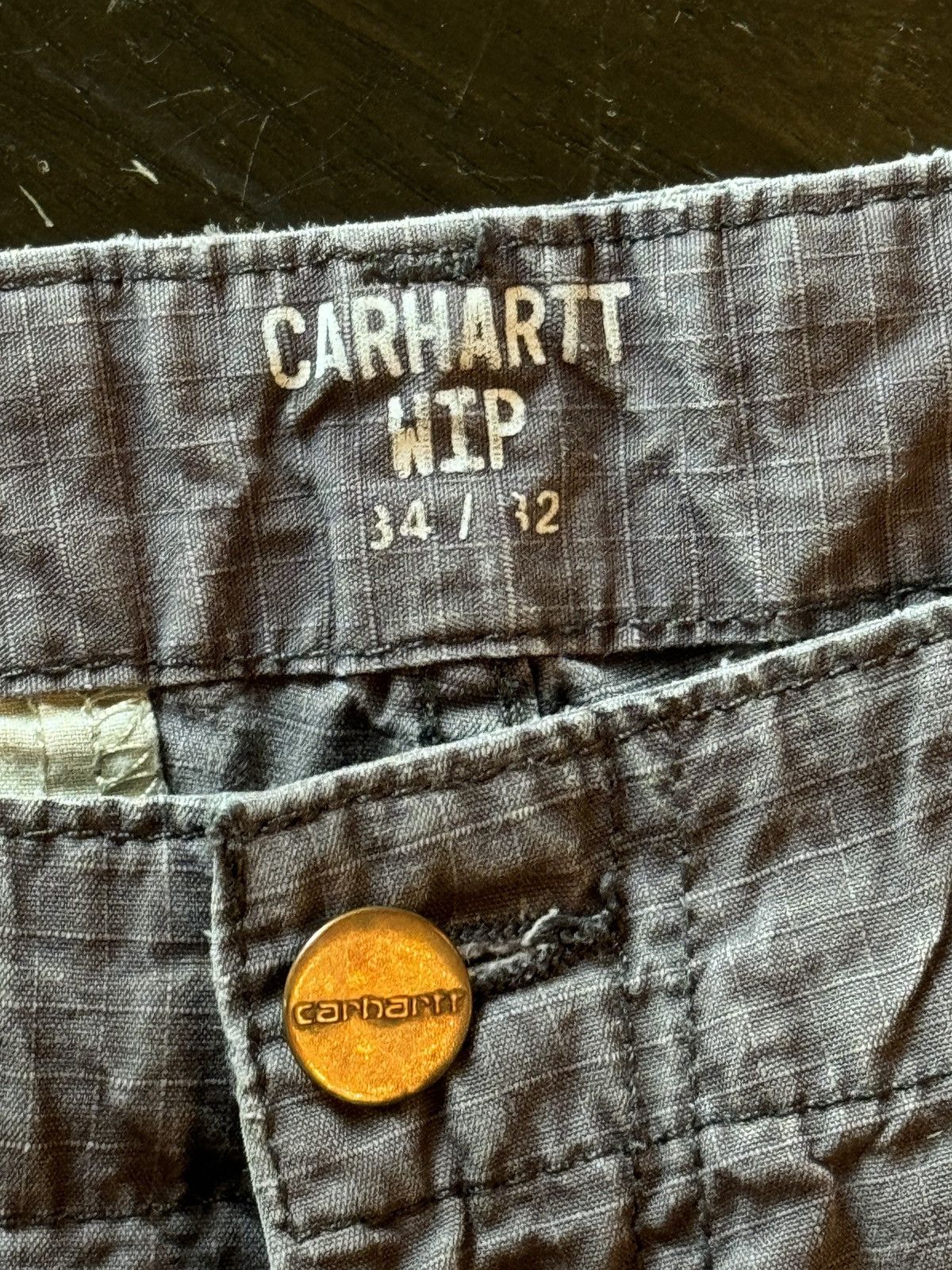 Carhartt Wip Carhartt WIP grey cargo pants size 34/32 Size US 34 / EU 50 - 4 Thumbnail