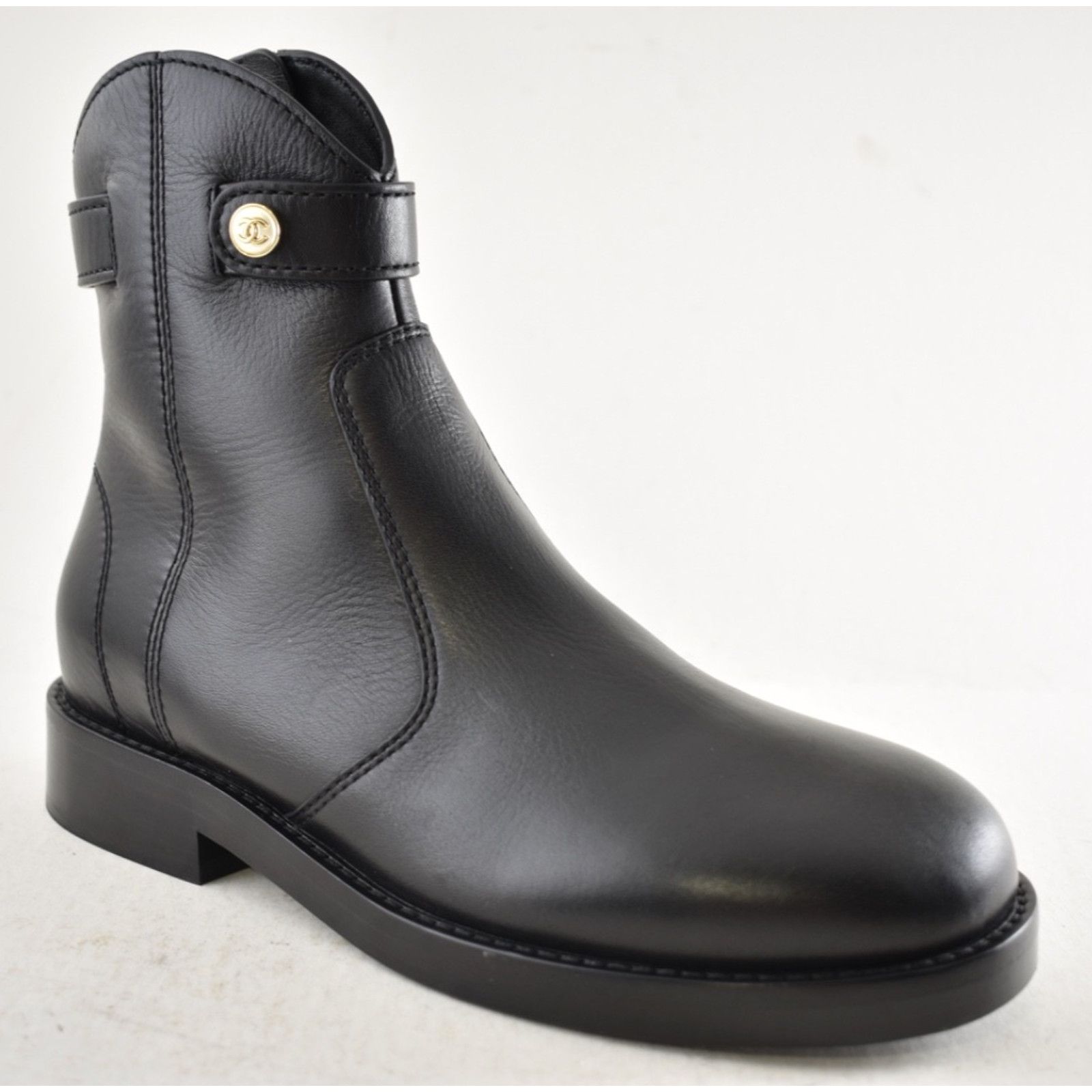 Chanel Chanel 24K Black Calfskin Pearl CC Western Ankle Boots 37 Size US 6 / IT 36 - 3 Thumbnail