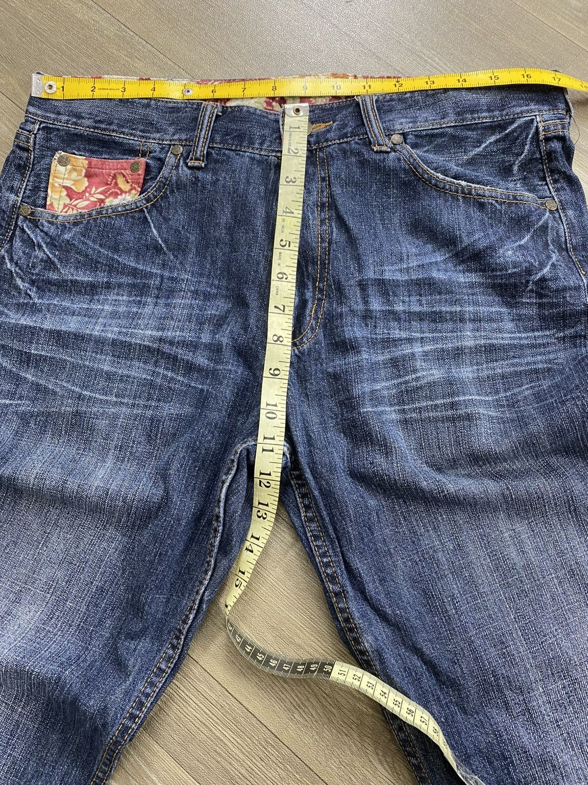 Japanese Brand 2000s Karakuri Tamashii Ed Hardy Style Embroidery Koi Jeans Size US 32 / EU 48 - 17 Thumbnail