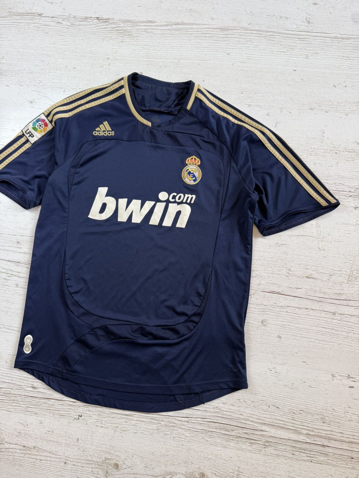 Adidas REAL MADRID FOOTBALL SOCCER JERSEY ADIDAS Size US XL / EU 56 / 4 - 2 Thumbnail