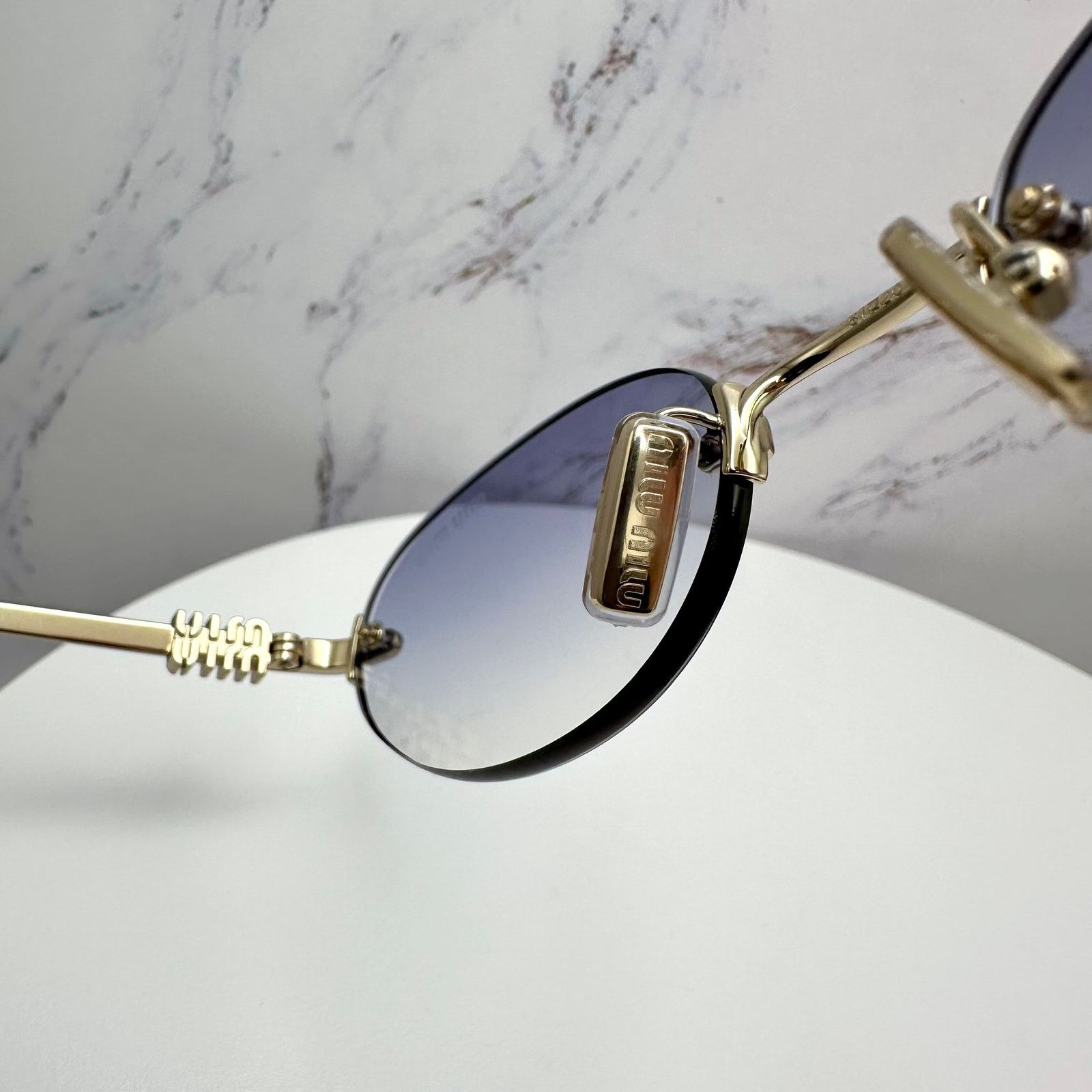 Miu Miu New MIU MIU Sunglasses Oval MU A54S Gold Rimless Gradient Size ONE SIZE - 7 Thumbnail