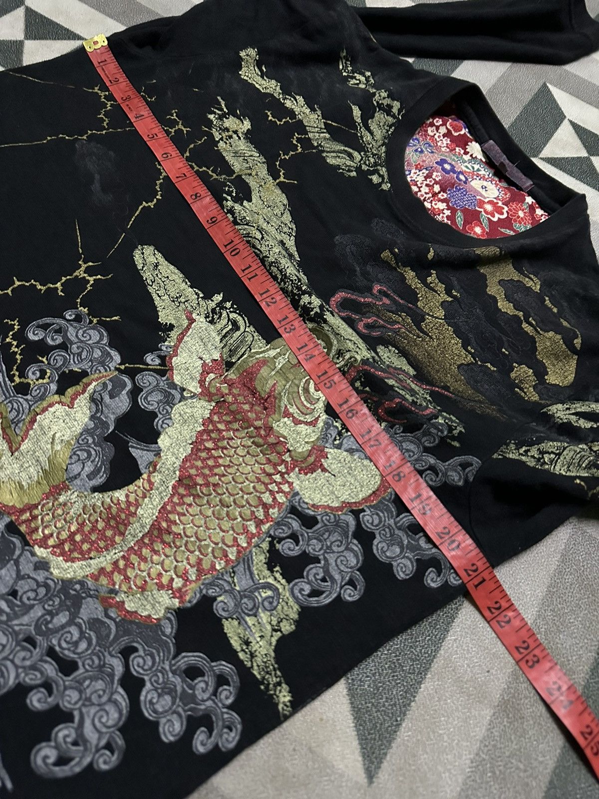 Japanese Brand overprinted tee Size US L / EU 52-54 / 3 - 7 Thumbnail