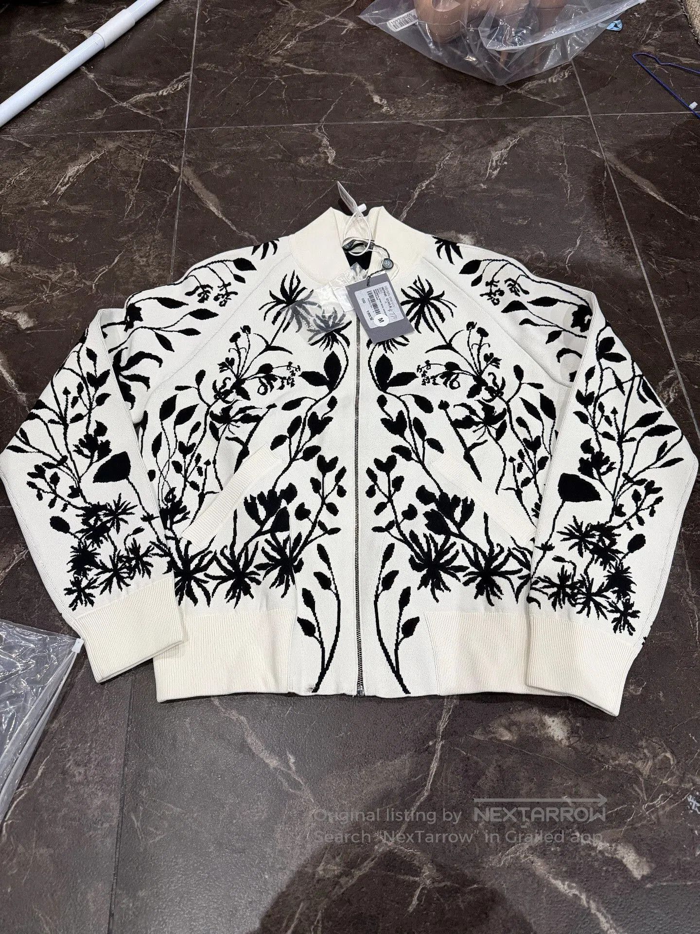 Alexander McQueen Alexander McQueen Slim Embroidered Set. Size US M / EU 48-50 / 2 - 2 Thumbnail