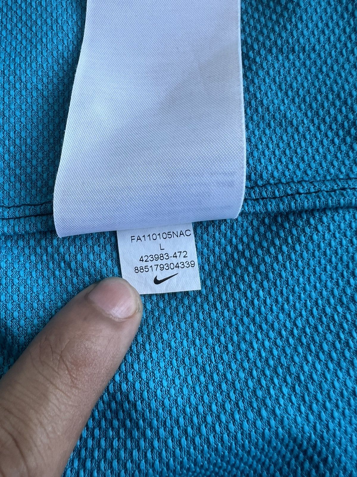 Nike Original Nike 2011-12 Arsenal FC Away Jersey Large Size US L / EU 52-54 / 3 - 6 Thumbnail