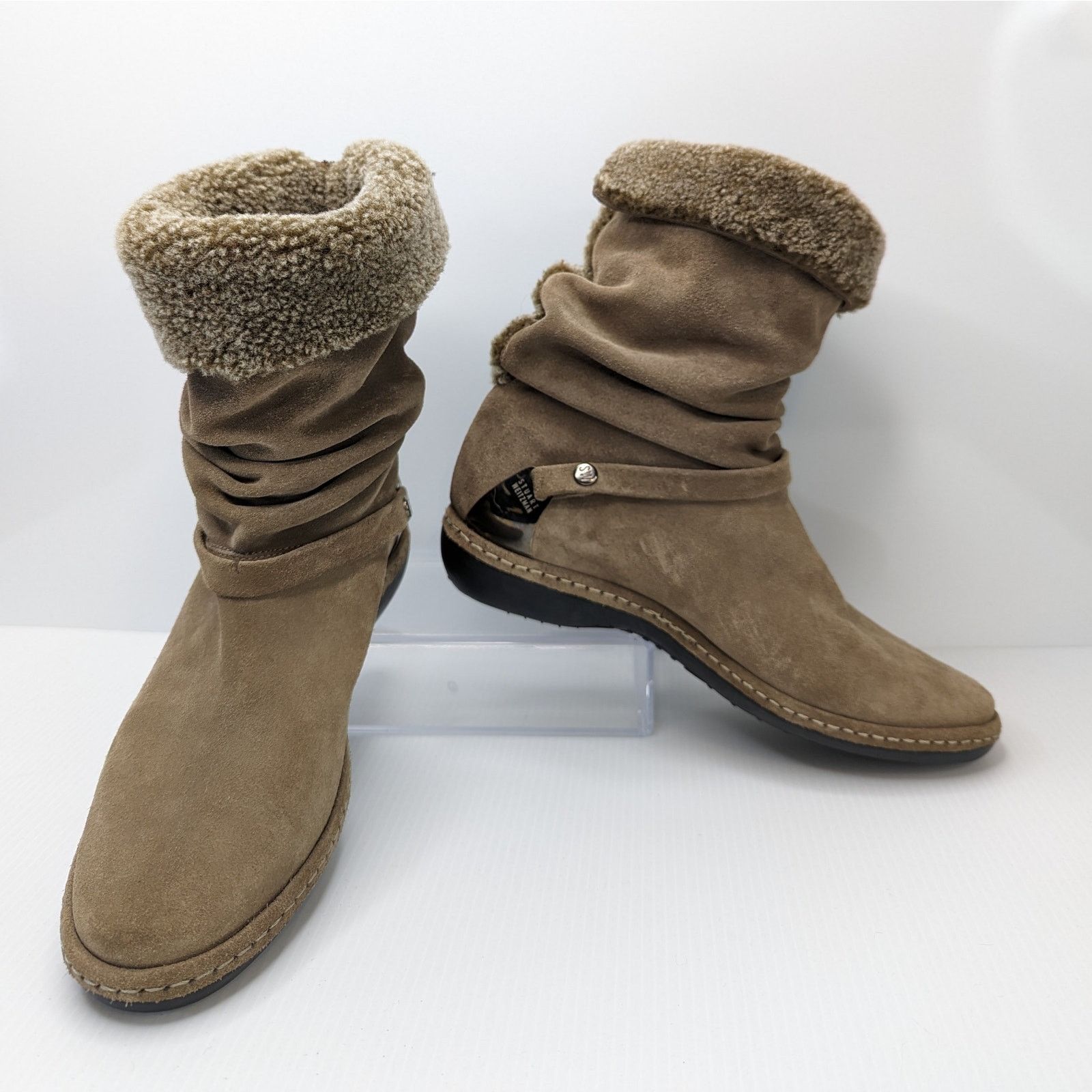 Stuart Weitzman pull-on fur-lined taupe suede booties size 6 Size US 6 / IT 36 - 4 Thumbnail