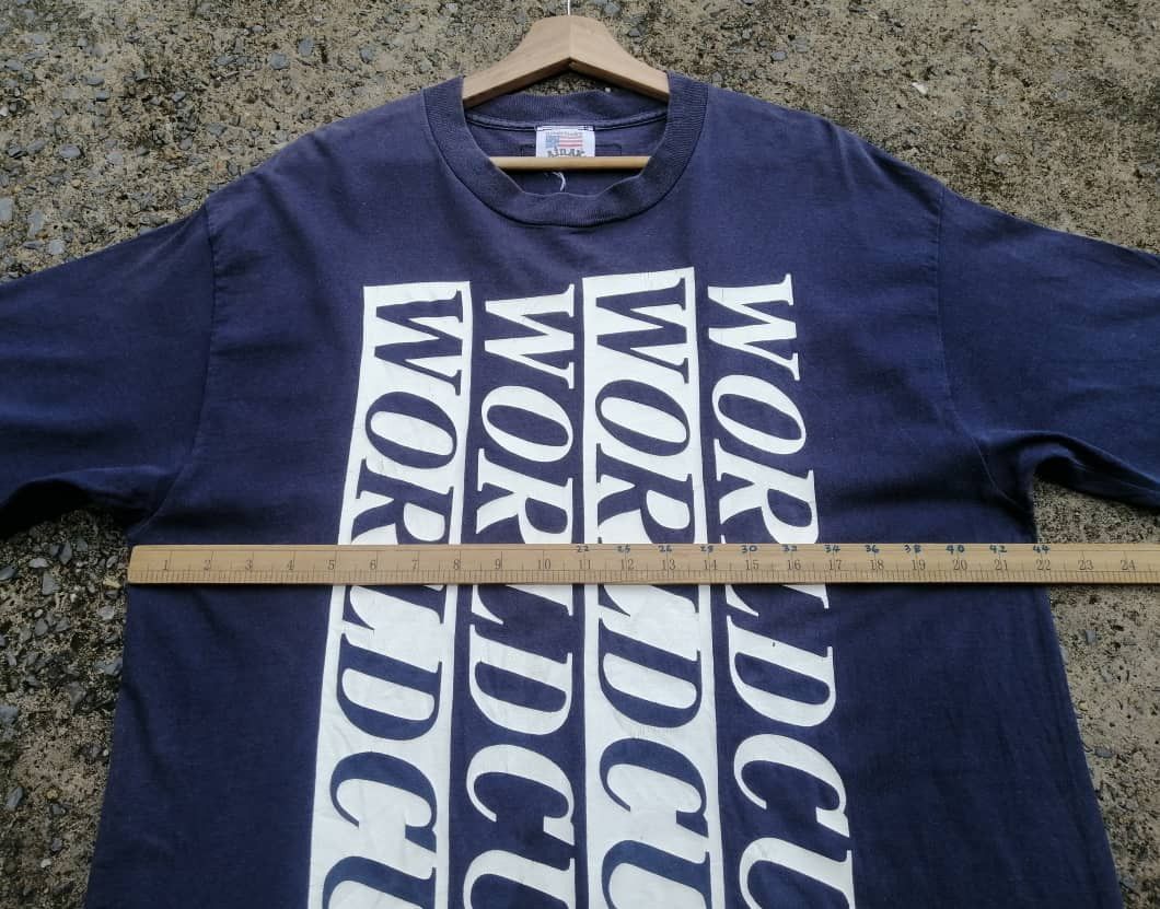 Vintage Vintage Airak Fifa World Cup Tee Size US L / EU 52-54 / 3 - 4 Thumbnail