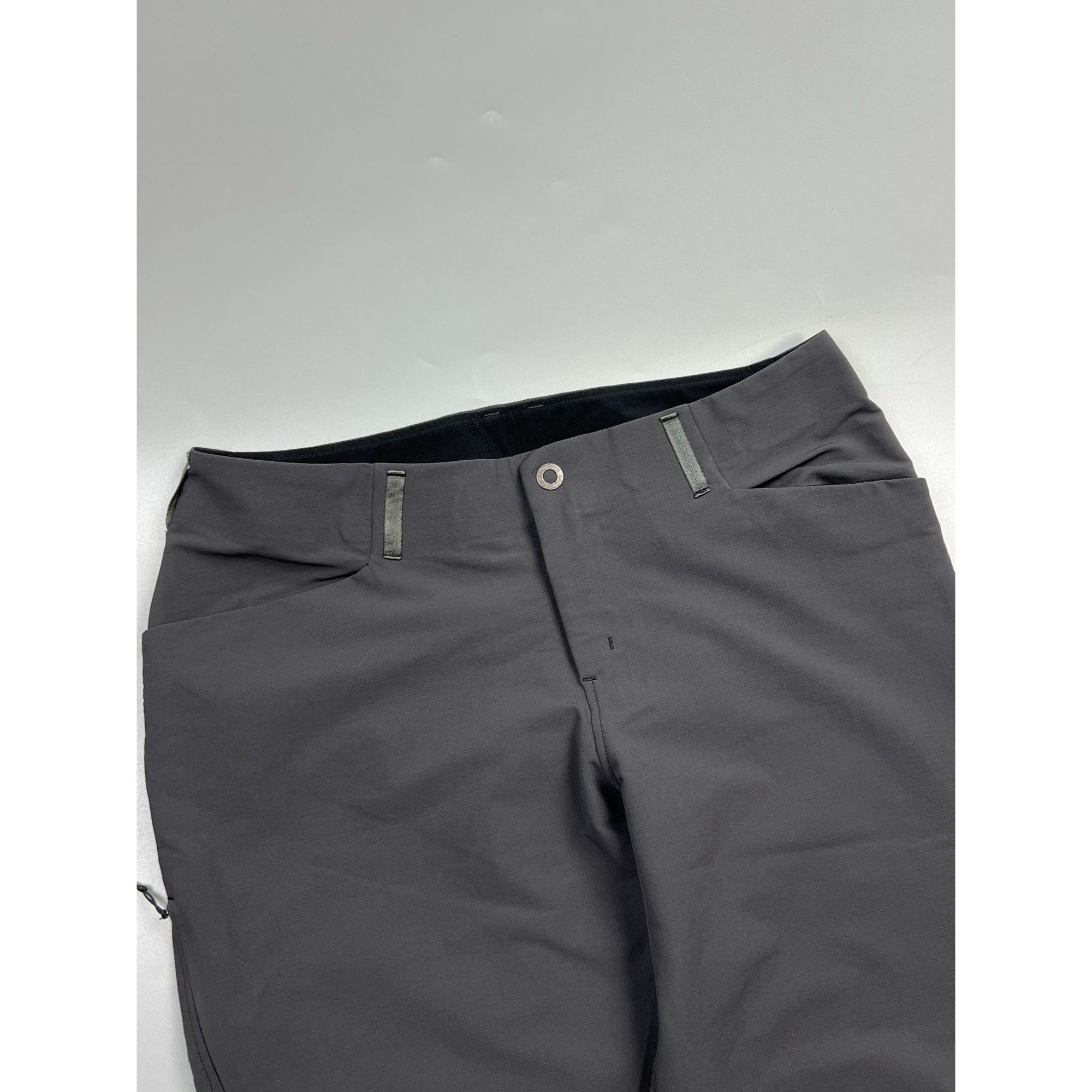 Arc'teryx Arc’teryx Nylon Cargo Trekking Pants (Y0775) Size 30" / US 8 / IT 44 - 3 Thumbnail