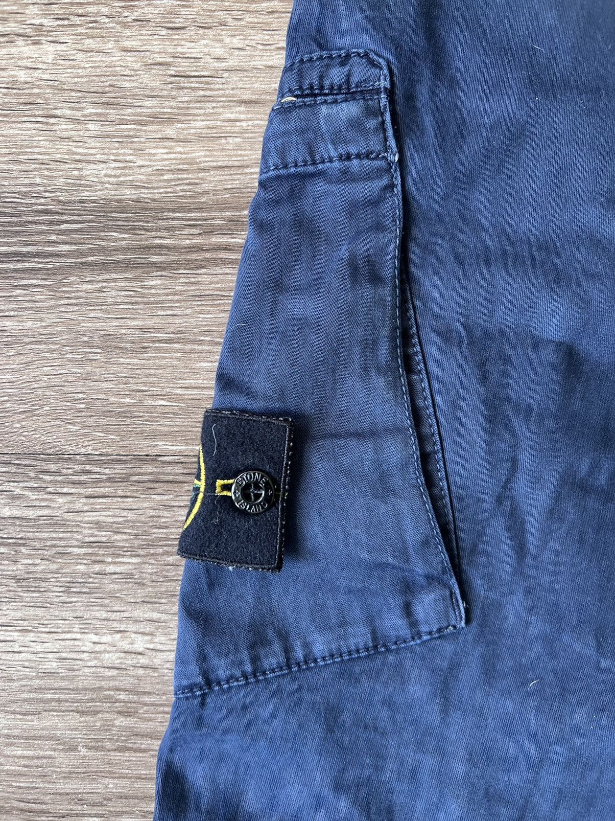 Stone Island Stone island garment dyed blue cargos Size US 29 - 5 Thumbnail