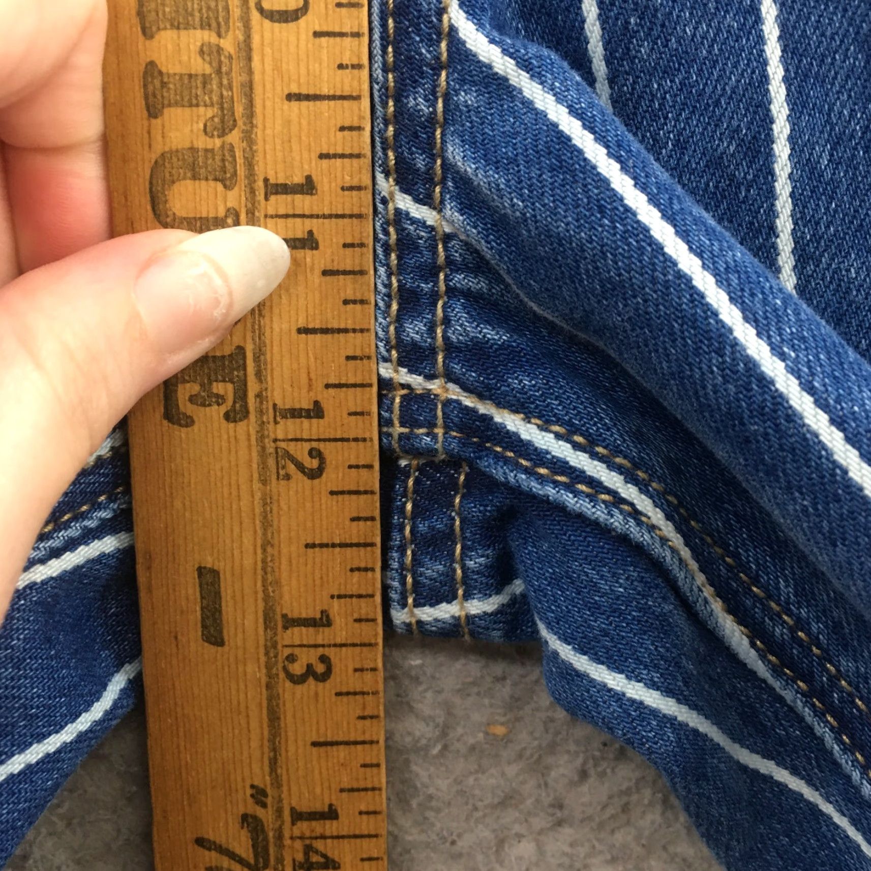 American Eagle Outfitters American Eagle Outfitters Mom Jeans Womens 6R Blue Denim Striped High Rise Jeans Size 28" / US 6 / IT 42 - 7 Thumbnail