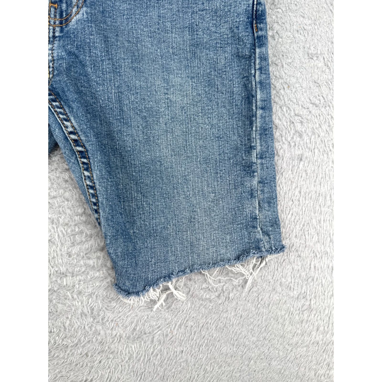 Levi's Levis Shorts Women 30 Blue Cut Off 511 Medium Wash Cotton Blend Zip Fly 27x9 Size 30" / US 8 / IT 44 - 2 Thumbnail