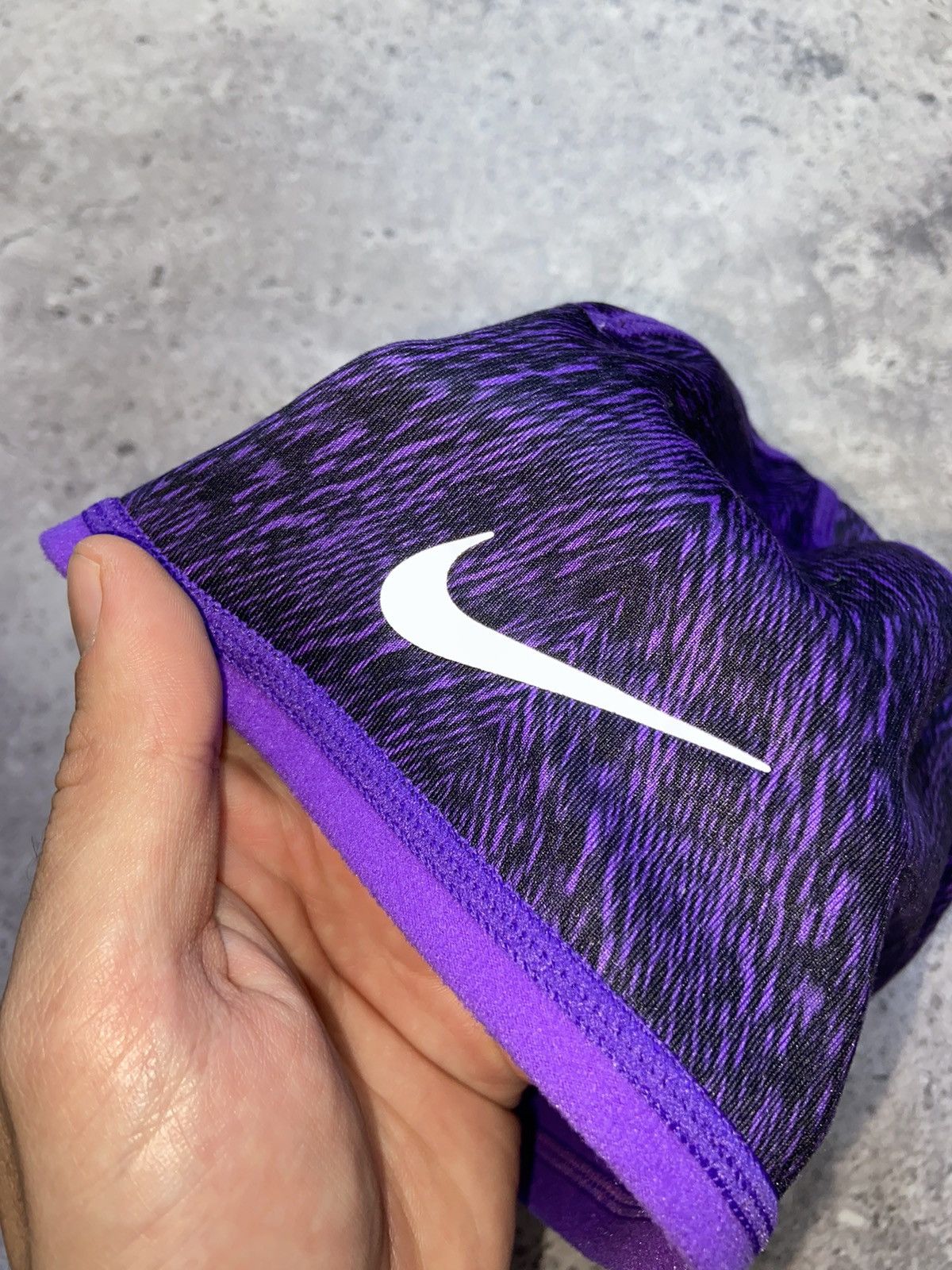 Nike Nike Purple Hat Reflective Swoosh Size ONE SIZE - 2 Thumbnail