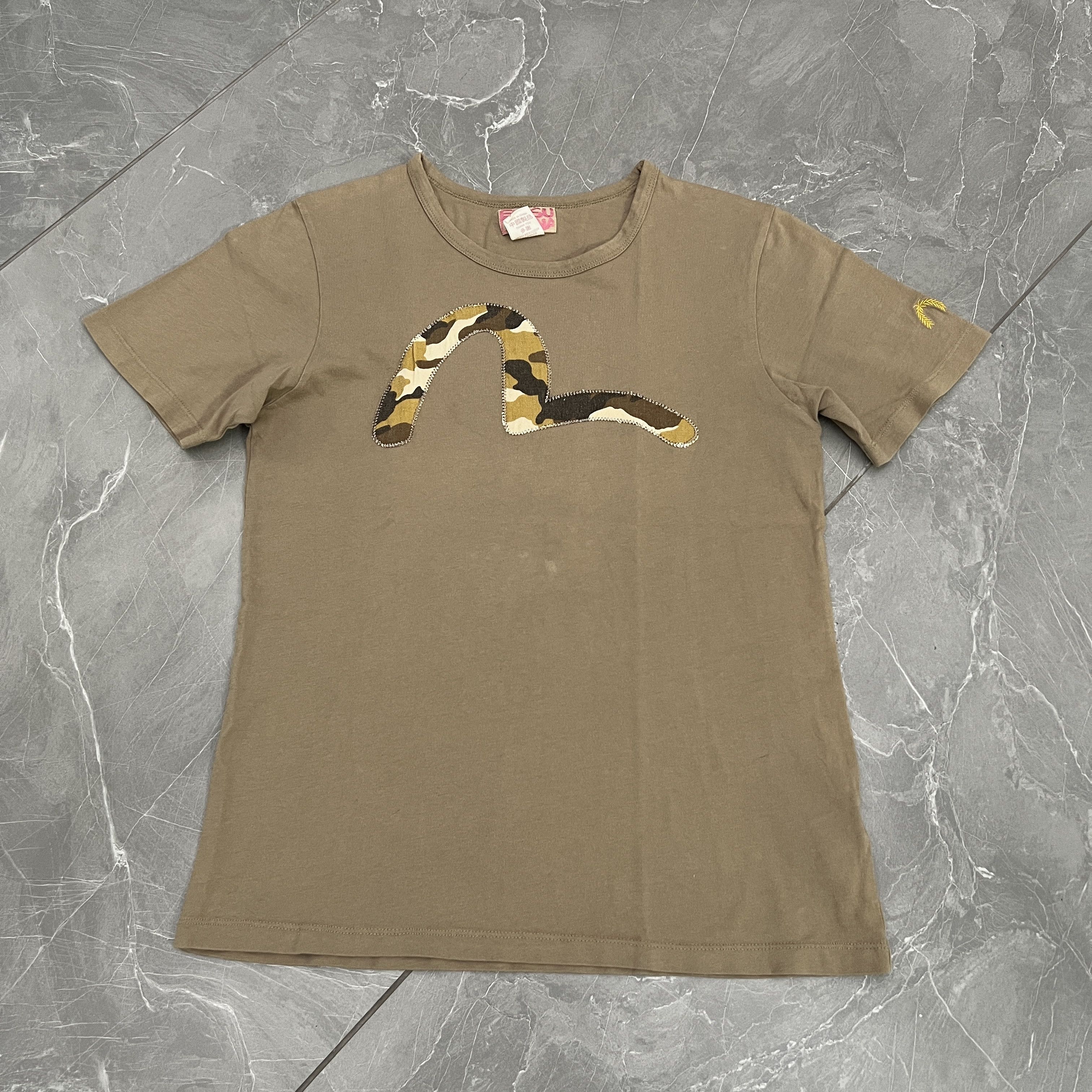 Evisu EVISU DONNA Camo Seagull Logo Beige Tee Size S / US 4 / IT 40 - 1 Thumbnail