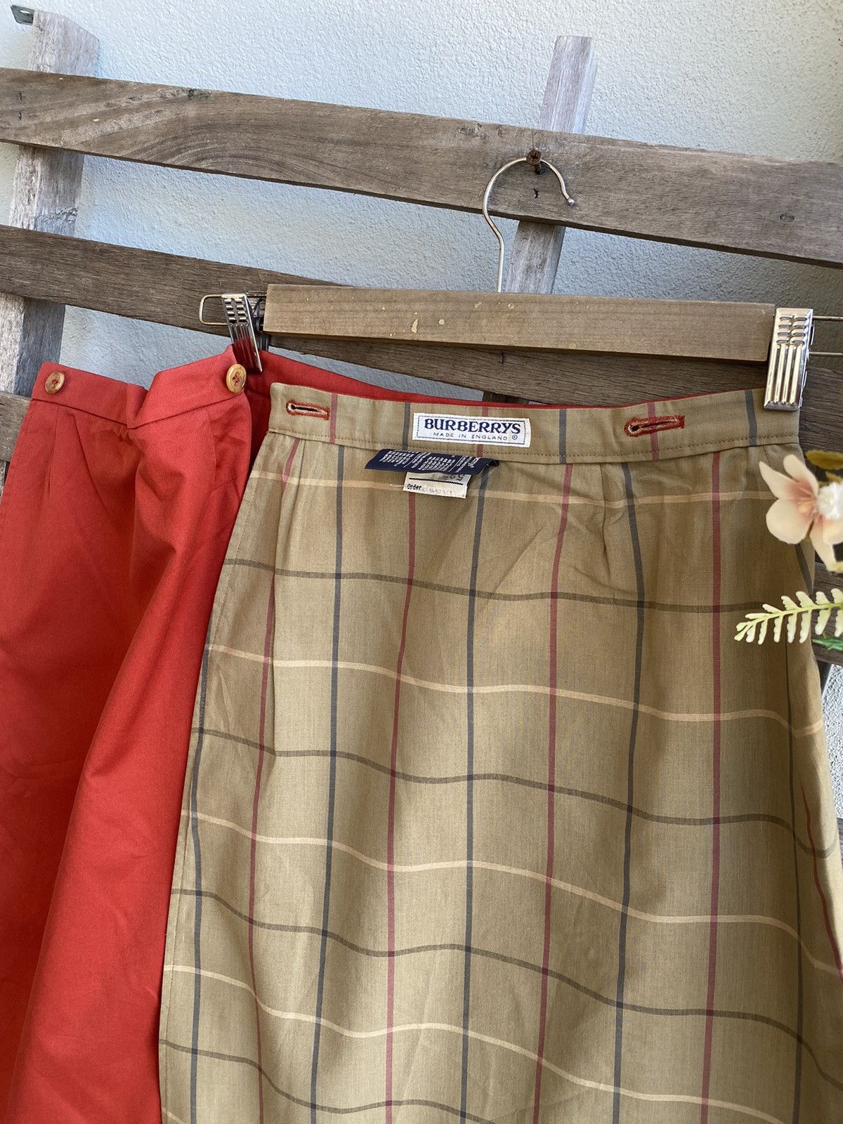 Burberry 🔥 Steals 🔥 Burberry England Skirt Size 25" / US 0 / IT 36 - 7 Thumbnail