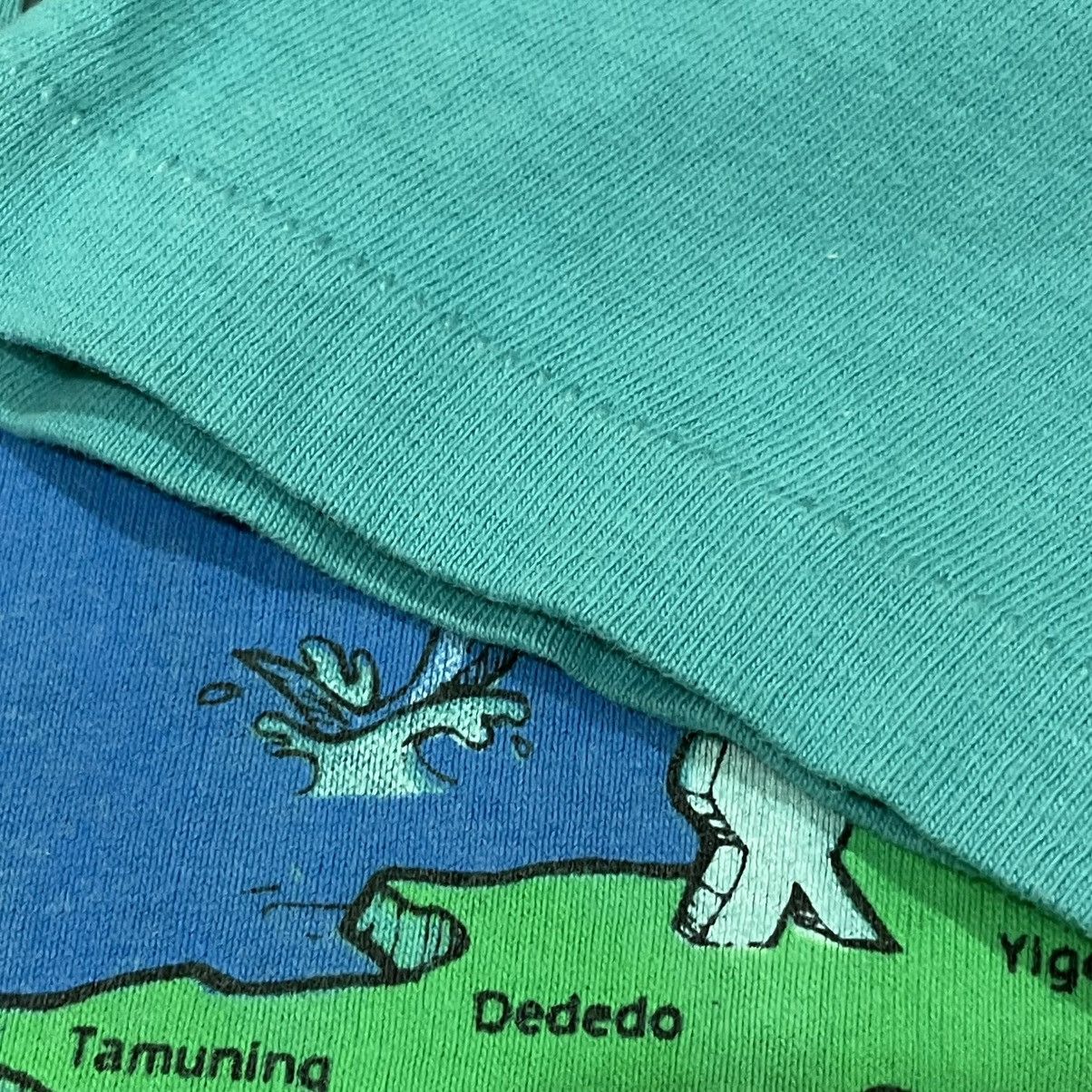 Vintage Vintage 90s Guam USA Map T-Shirt Hanes Beefy-T Single Stitch Size US M / EU 48-50 / 2 - 7 Thumbnail