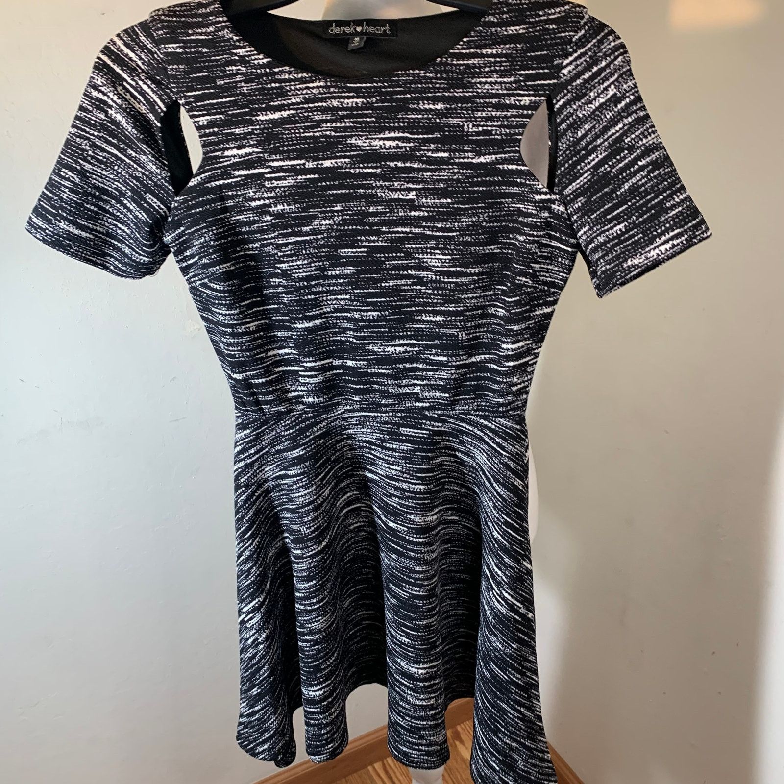 Other Derek Heart Cute black dress size M Size M / US 6-8 / IT 42-44 - 5 Thumbnail