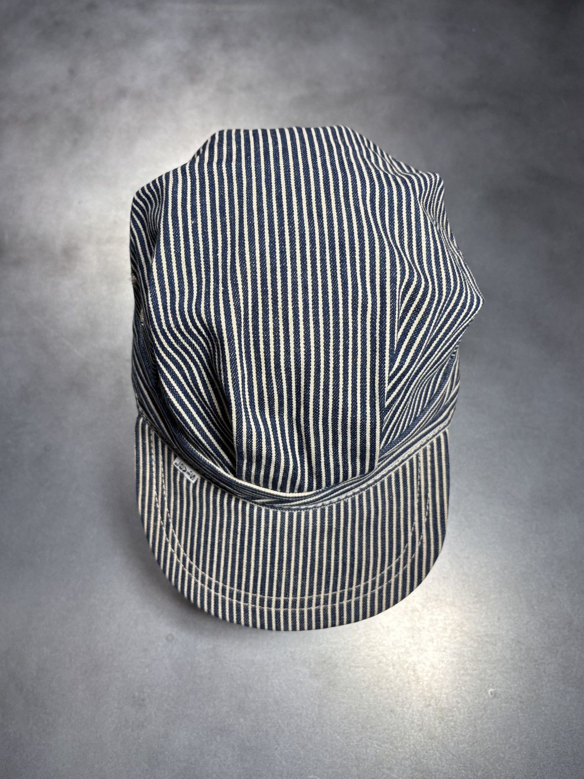 Levi's Vintage Levi's Hat 1970s Denim Snapback Train Flat Cap 60s Size ONE SIZE - 4 Thumbnail