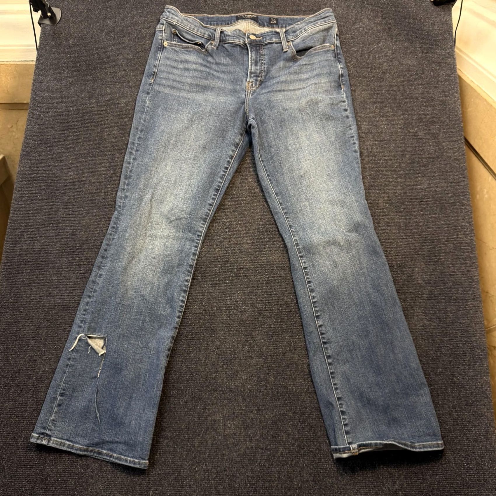 Lucky Brand Lucky Brand Sweet Boot Jeans Womens 14/32 Med Wash Blue Distressed Bootcut Denim Med Wash Jeans Boots cut Distressed 5-Pocket Womens Size 36" / US 14 / IT 50 - 2 Thumbnail