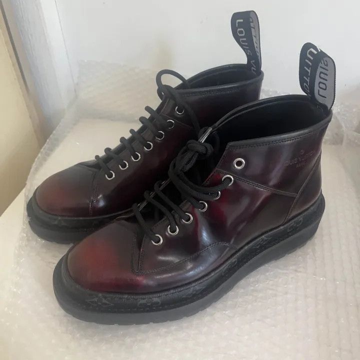Louis Vuitton Louis Vuitton Casual Leather Sneakers in Burgundy -2508 Size US 8 / EU 41 - 1 Thumbnail