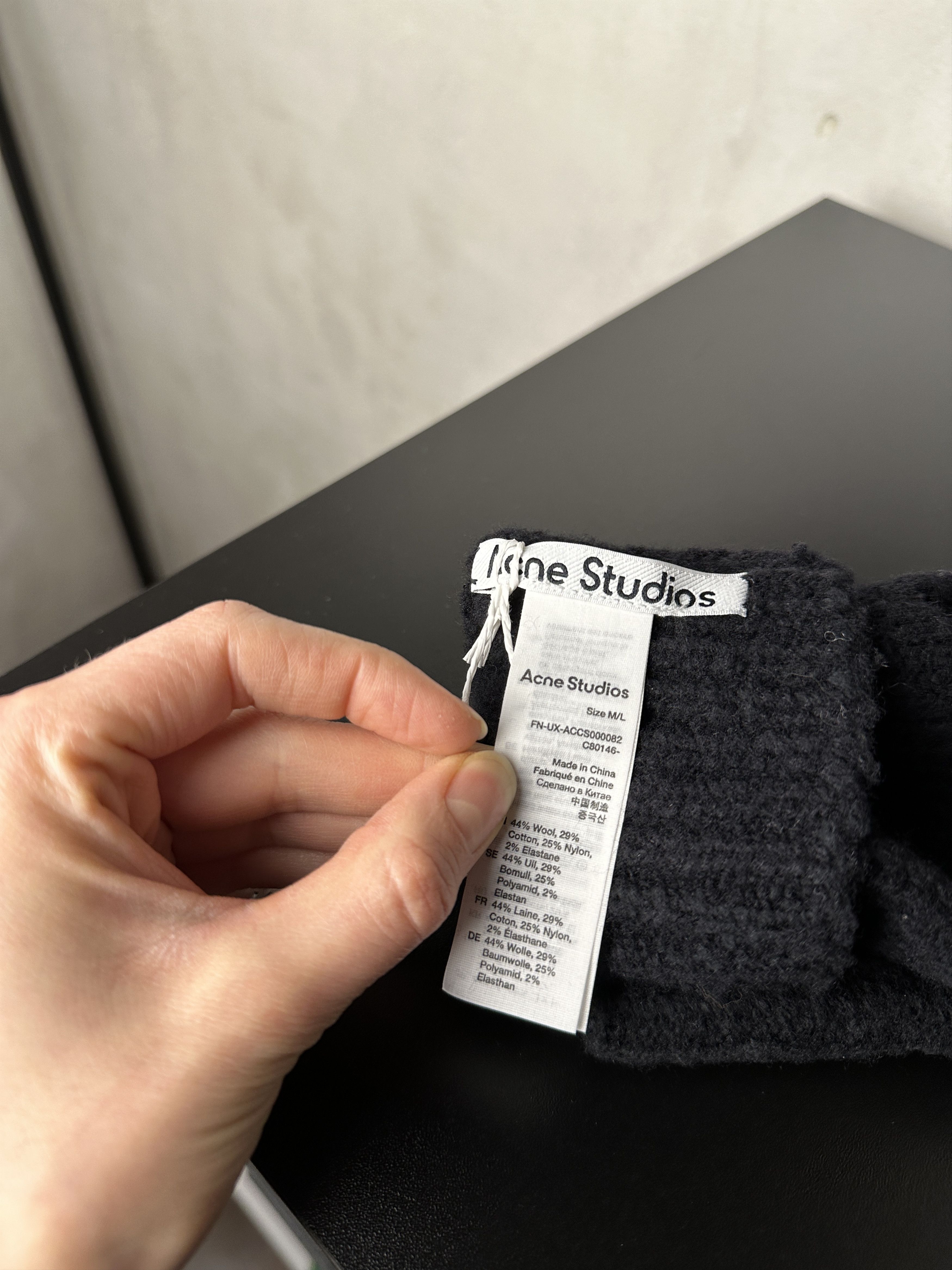 Acne Studios Acne Studios Wool Black Gloves Size ONE SIZE - 8 Thumbnail