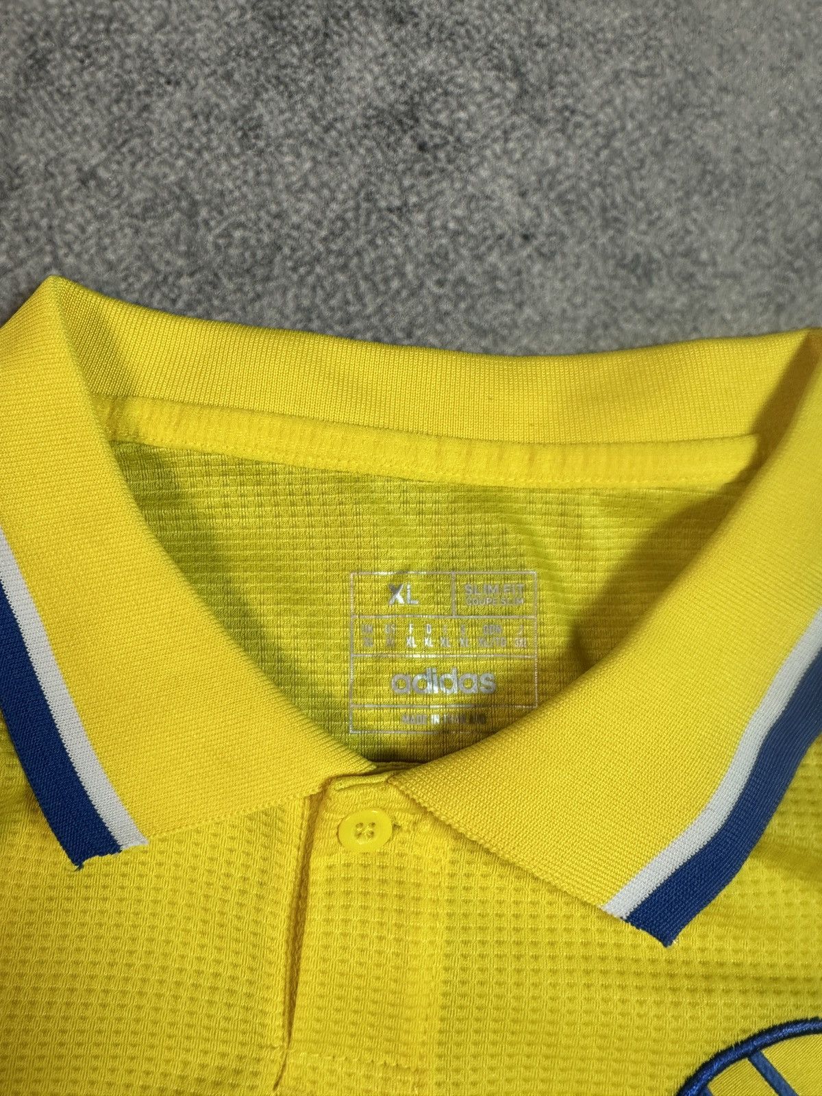 Adidas Adidas Leeds United Soccer Jersey Blokecore XL 24/25 Rare Size US XL / EU 56 / 4 - 3 Thumbnail