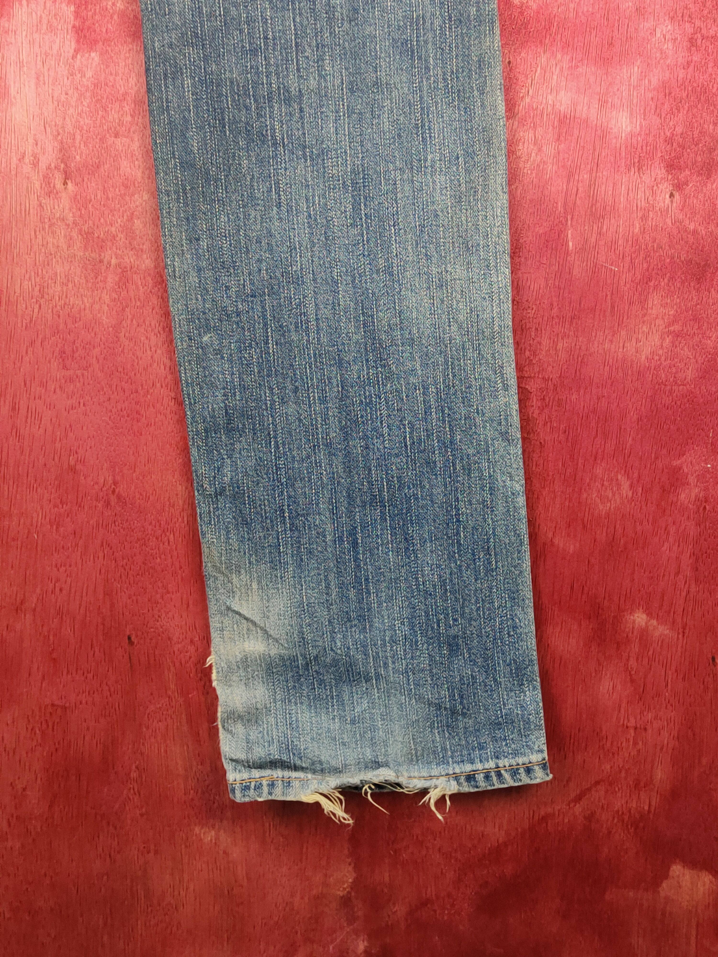 Japanese Brand Wrangler Blue Faded Distressed Ripped Jeans #S1631 Size US 28 / EU 44 - 14 Thumbnail