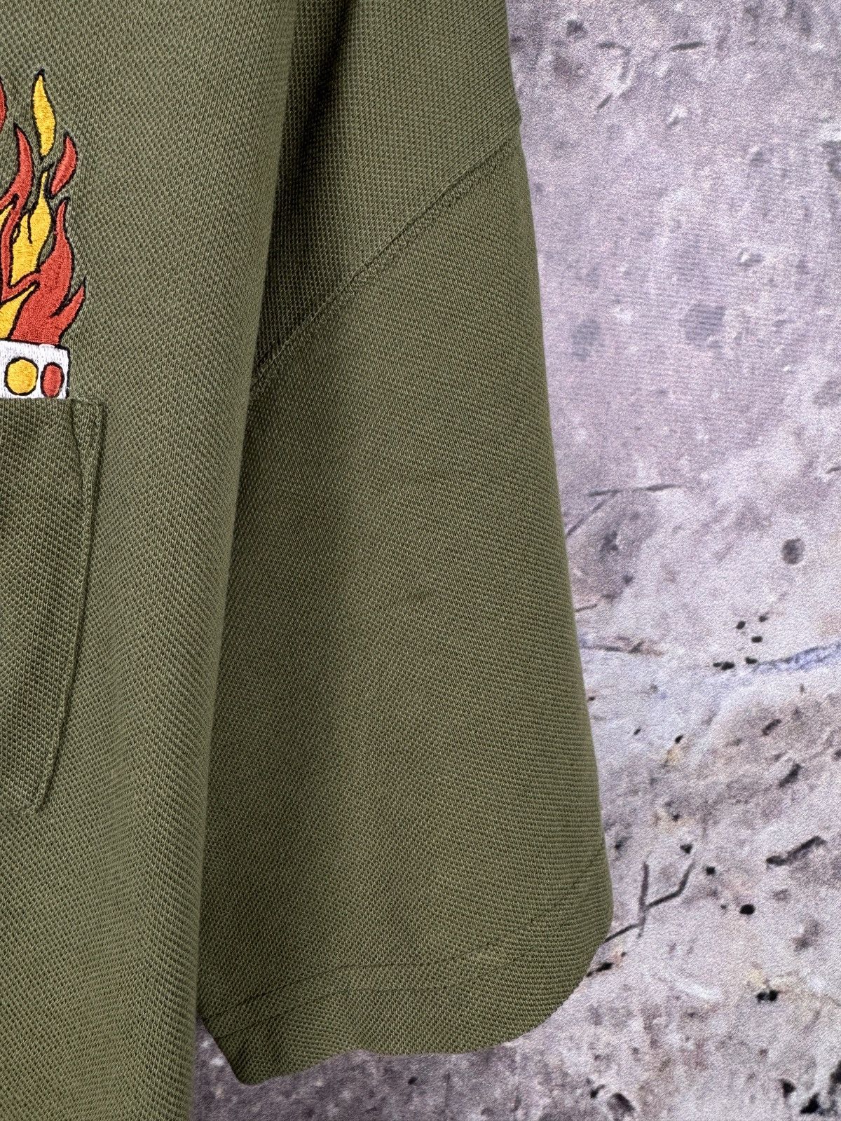 Warner Bros Men’s Warner Bros Studio Store T-Shirt Mr.BBQ 1998 Size XL Size US XL / EU 56 / 4 - 6 Thumbnail