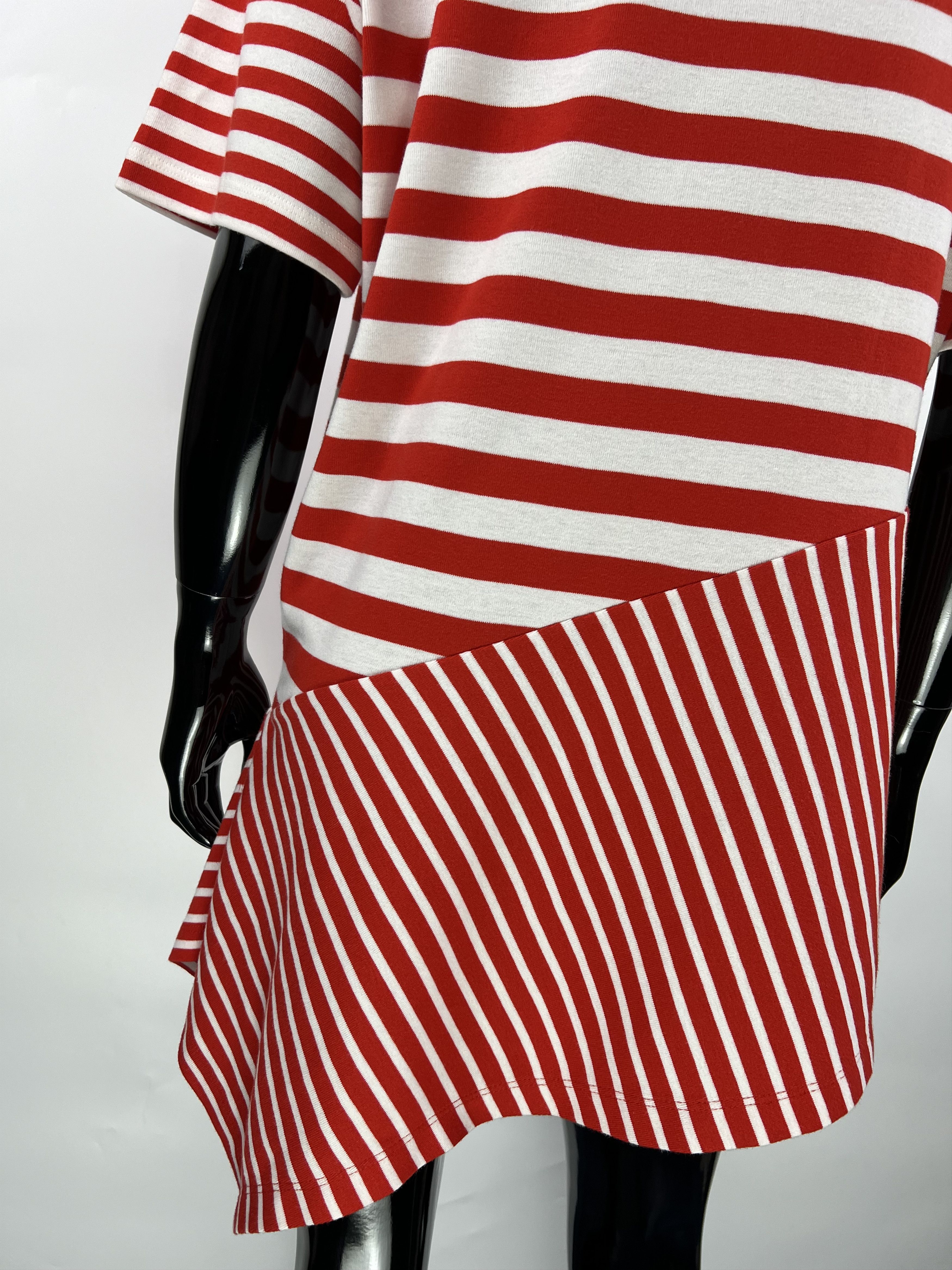Cos COS Asymmetrical Striped T-Shirt Size L Size L / US 10 / IT 46 - 8 Thumbnail