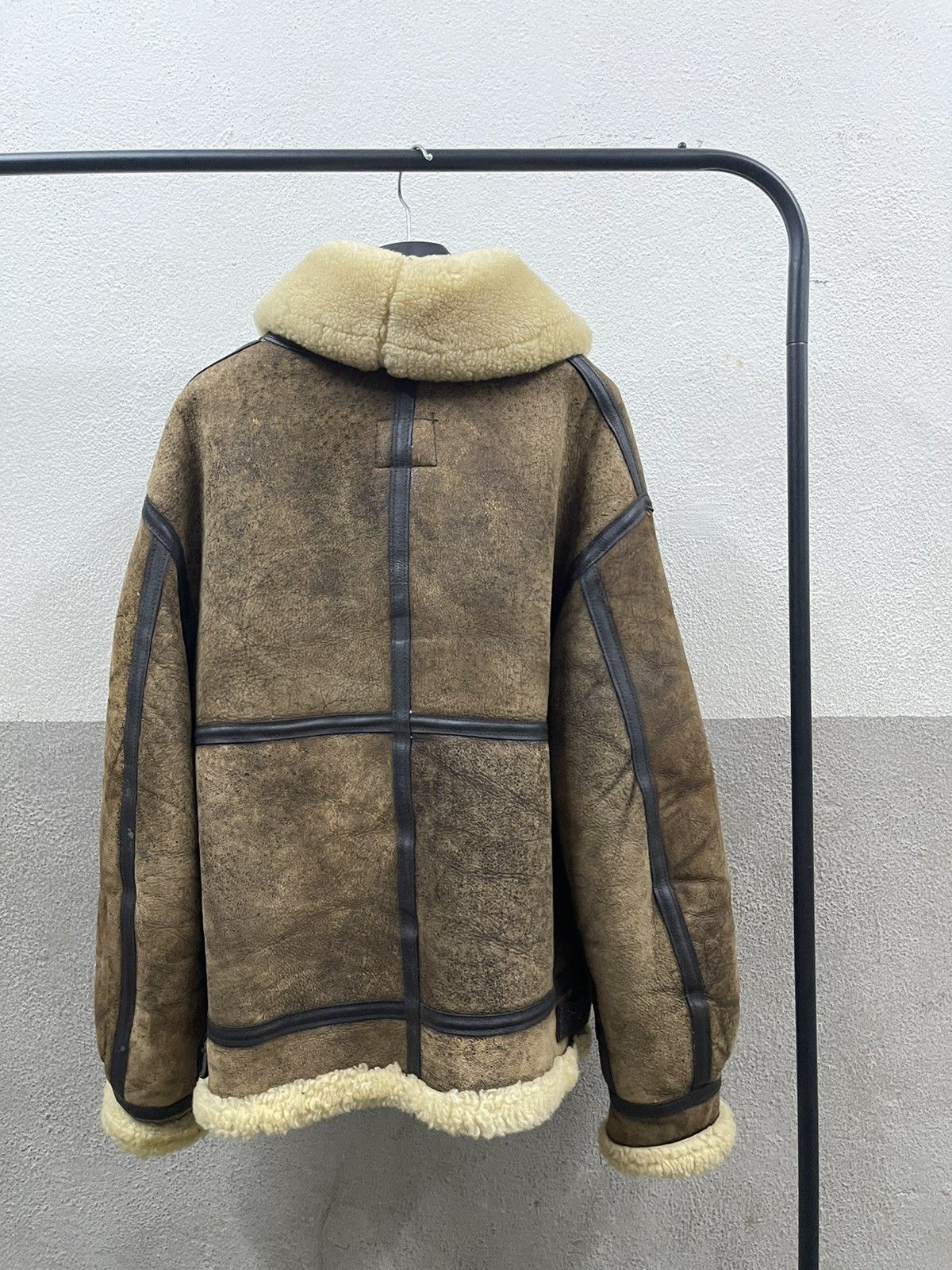 Avirex Vintage 1986 Avirex B-3 Shearling Sheepskin Flight Jacket Size US S / EU 44-46 / 1 - 2 Thumbnail