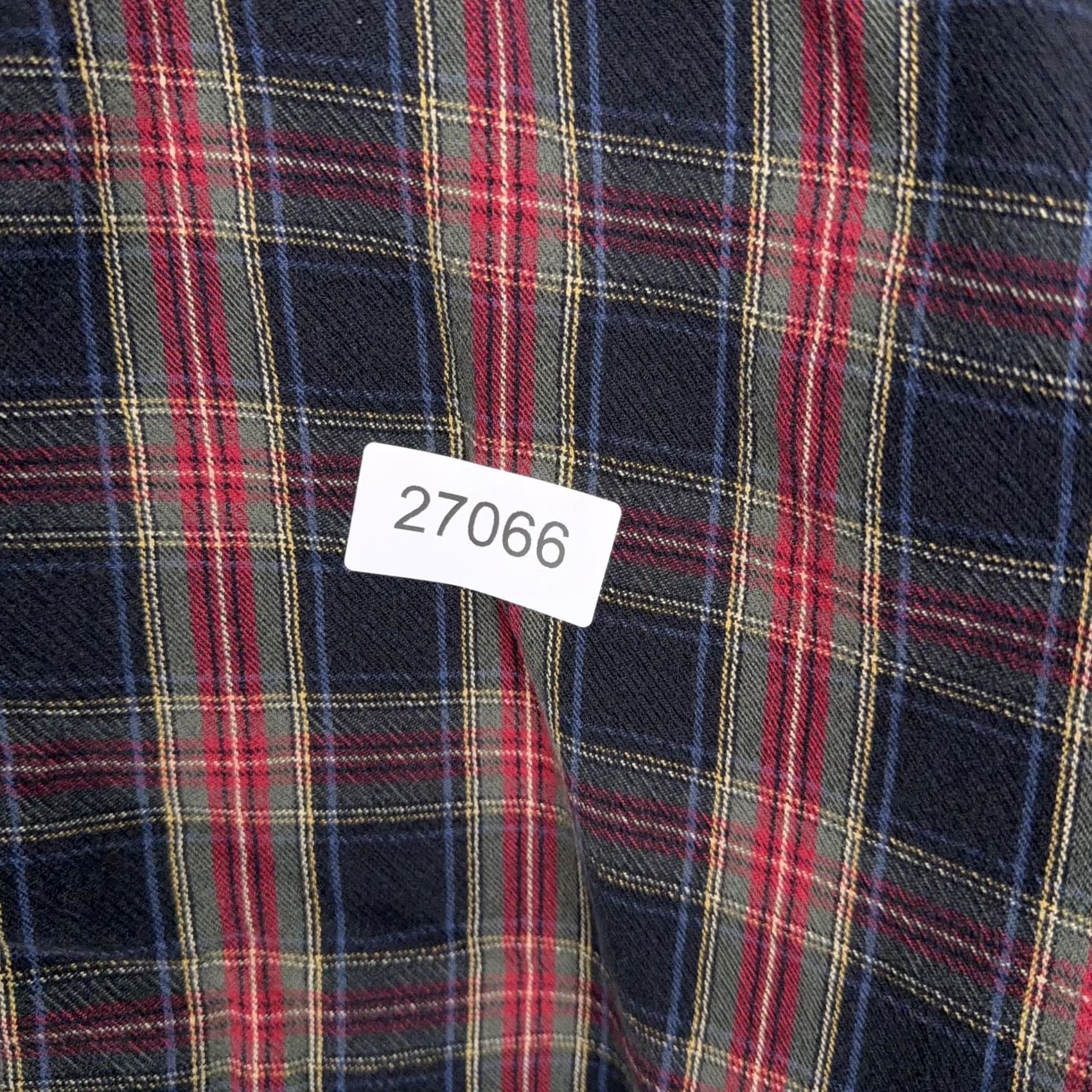 Vintage VINTAGE L.L. Bean Shirt Mens XL Plaid Flannel Button-Front Casual Outdoor Blue Red Size US XL / EU 56 / 4 - 6 Thumbnail