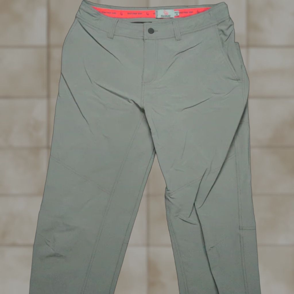 Vintage **Western Rise Gray Chino Pants Mens Regular 36x32** User: Western Rise Gray Chino Pants Mens Regular 36x32 Size US 36 / EU 52 - 1 Thumbnail