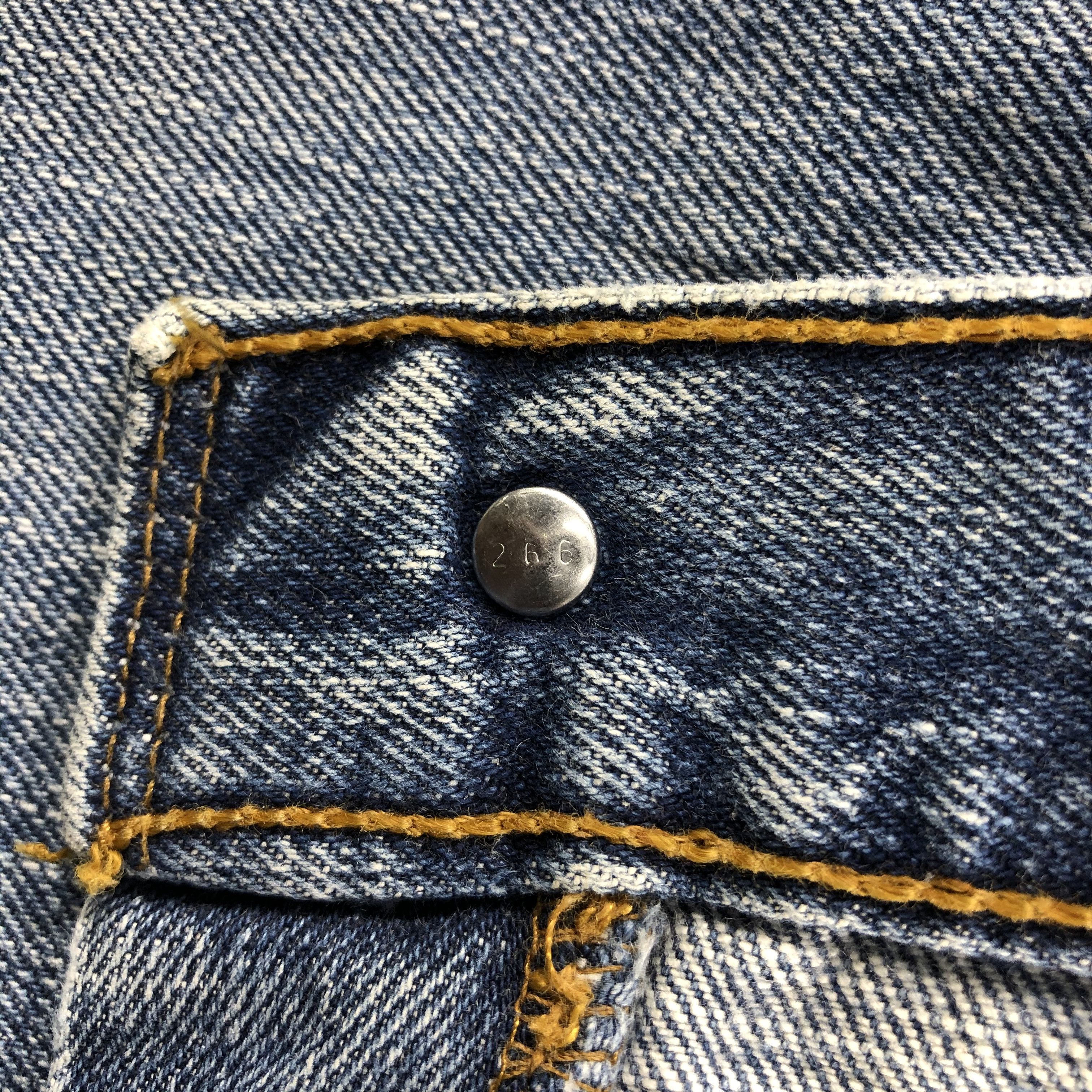 Levi's Vintage 90s Light Wash Levis 517 Jeans-J1921 Size US 30 / EU 46 - 10 Thumbnail