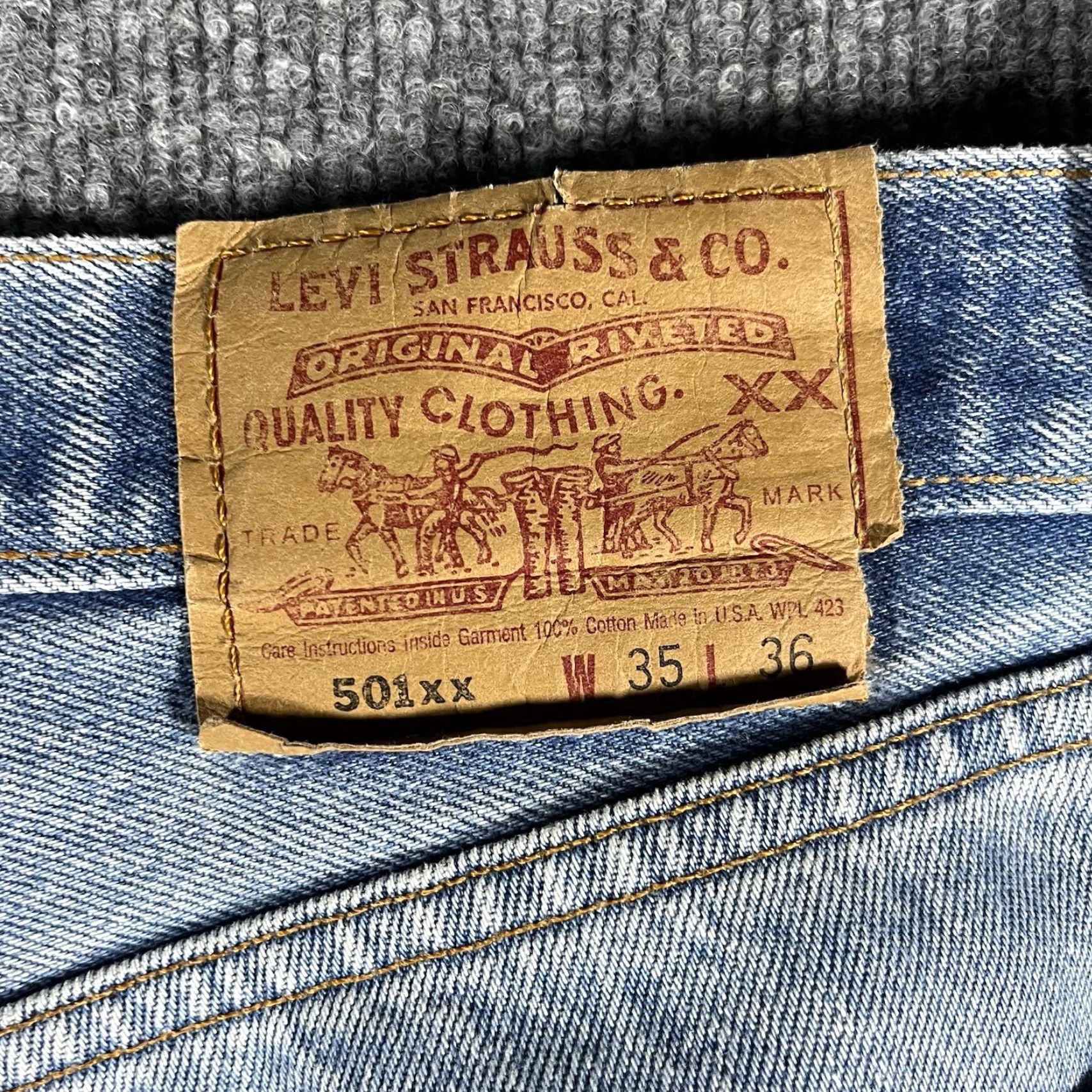 Levi's VINTAGE Levi's 501XX Jeans Denim Button Fly Regular Mens Jeans 34x31 Blue 90s USA Straight Limited Distressed USA Theme Men Size US 34 / EU 50 - 7 Thumbnail