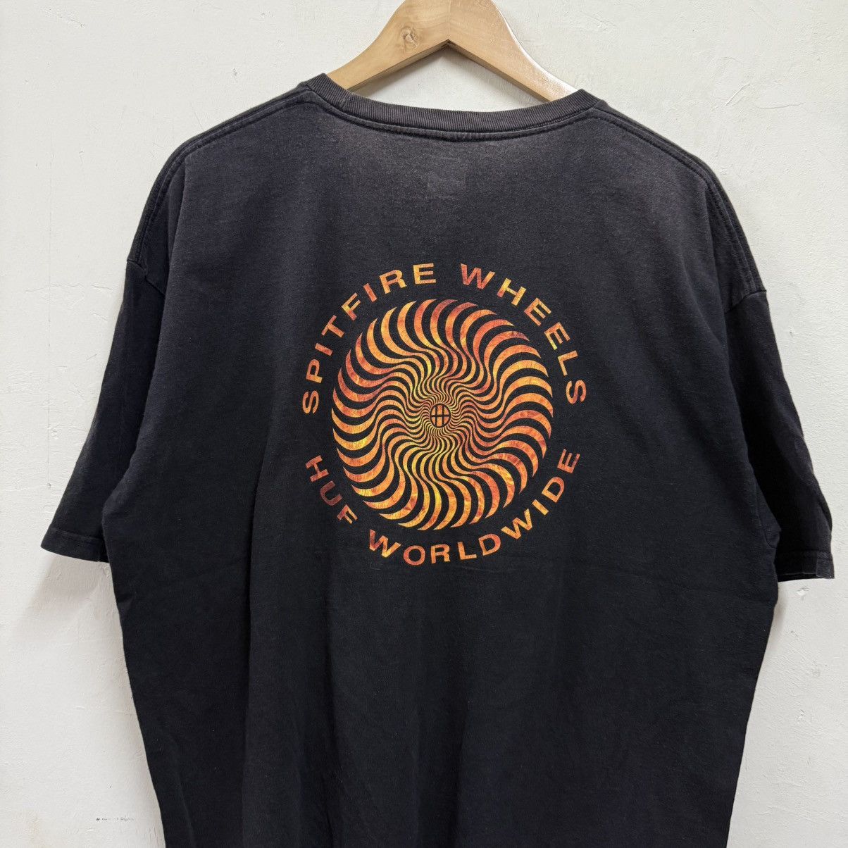 Huf Huf X Spitfire Tshirt Size US XL / EU 56 / 4 - 8 Thumbnail