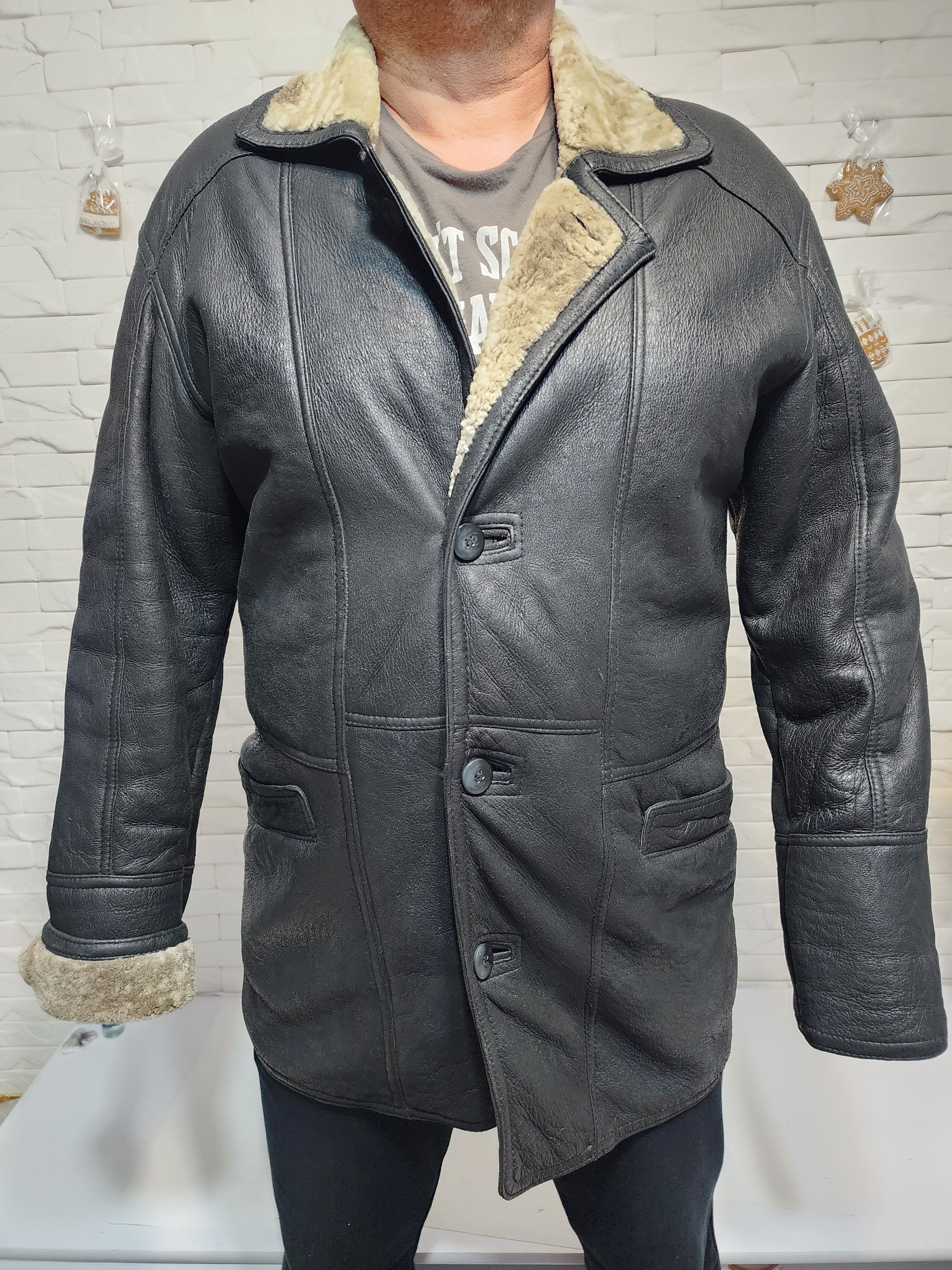 Furla Black Sheepskin Coat: Fur Collar, Button Front Size US L / EU 52-54 / 3 - 1 Thumbnail