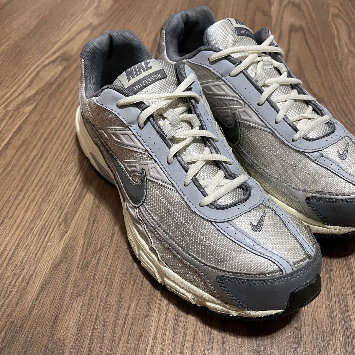 Nike Nike Initiator Men's Running Shoe Size US 12 / EU 45 - 2 Thumbnail
