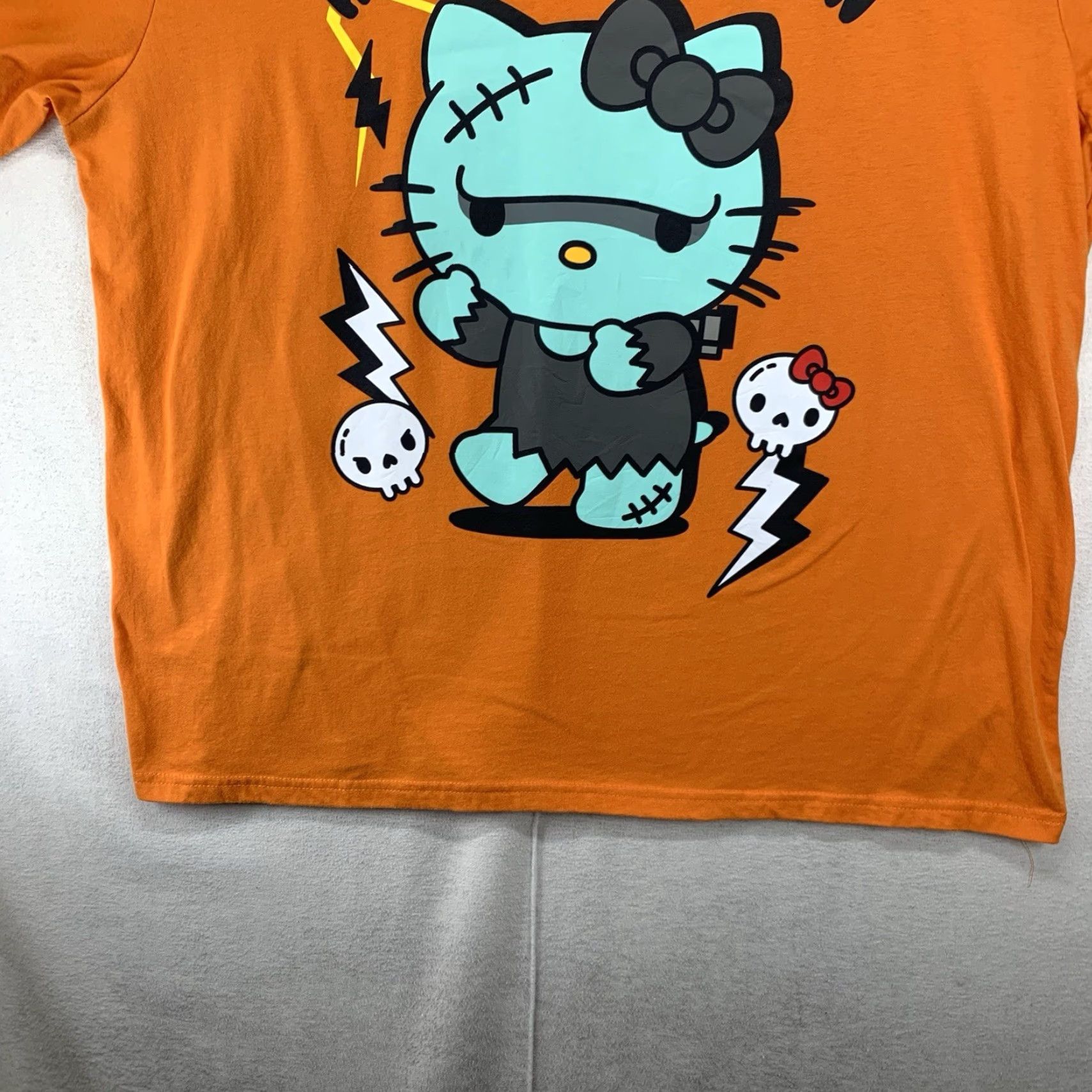Vintage Hello Kitty T-Shirt Men’s & Big Men’s Halloween Graphic Tee 2XL Orange Crew Neck Short Sleeve Graphic Print Size US XXL / EU 58 / 5 - 6 Thumbnail