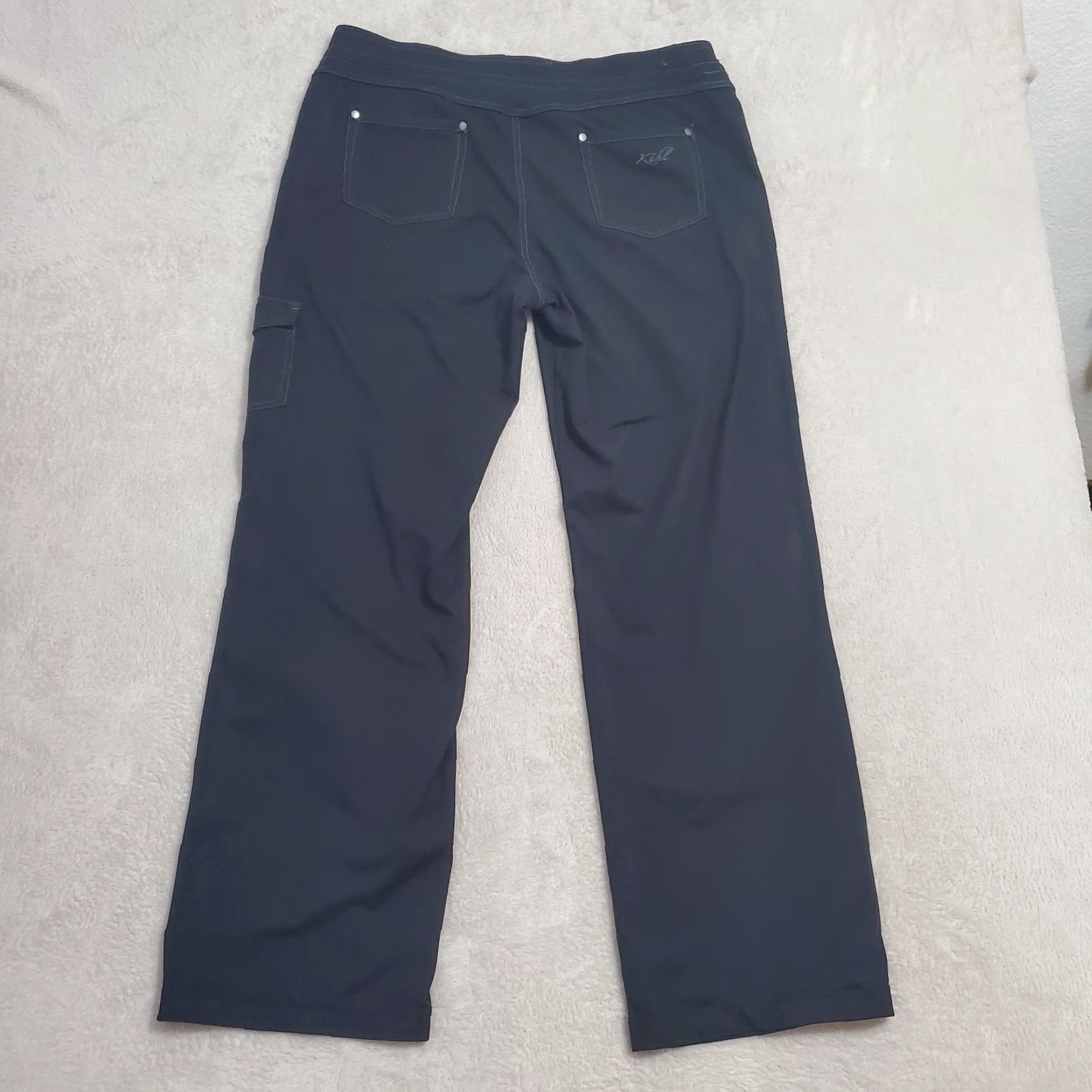 Vintage Kuhl Pants Women 14R Black Nylon Cargo Sweatpants Stretch Pull On Drawstring FLAW Size 36" / US 14 / IT 50 - 2 Thumbnail