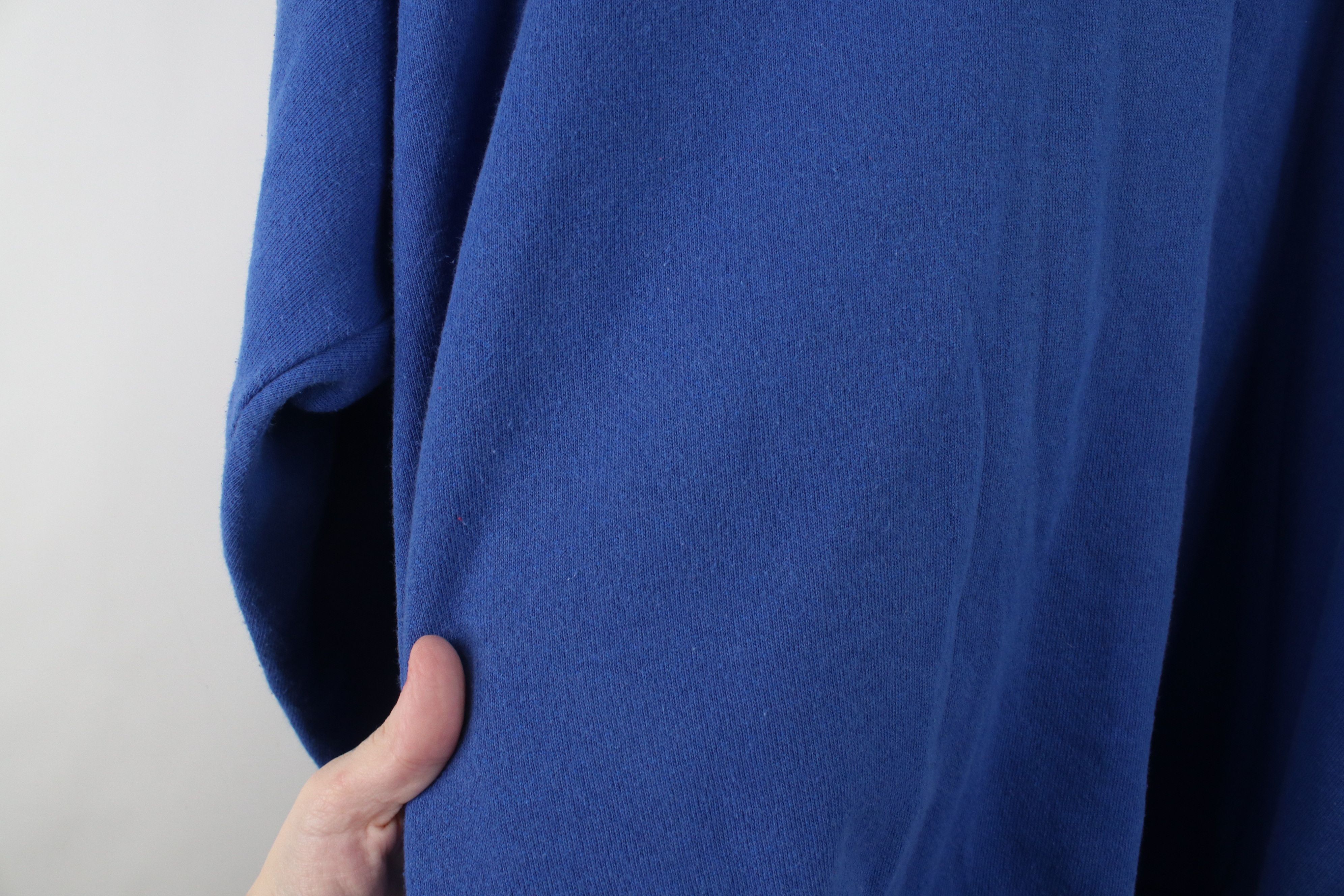 Vintage Vintage 70s 80s Streetwear Crewneck Sweatshirt Royal USA Size US XL / EU 56 / 4 - 10 Thumbnail