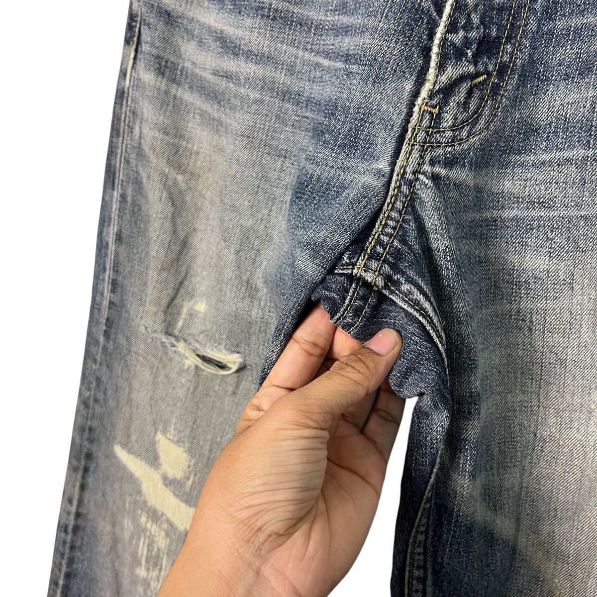 Levi's Vintage Y2k Levis Distressed denim Size US 30 / EU 46 - 13 Thumbnail