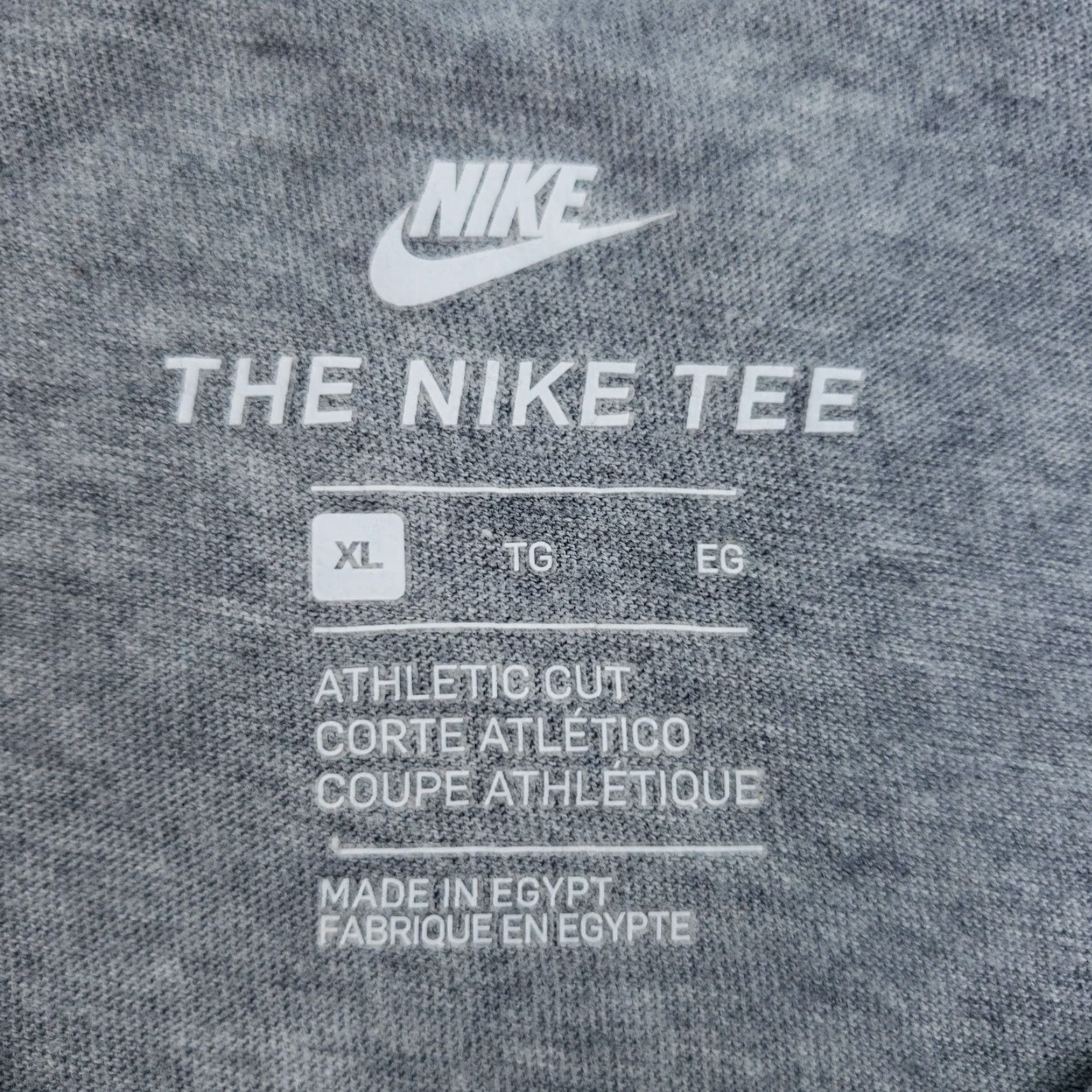 Nike Nike T-shirt Mens XL Gray Ebroidered Logo Swoosh Crew Neck Athletic Cut Size US XL / EU 56 / 4 - 5 Thumbnail