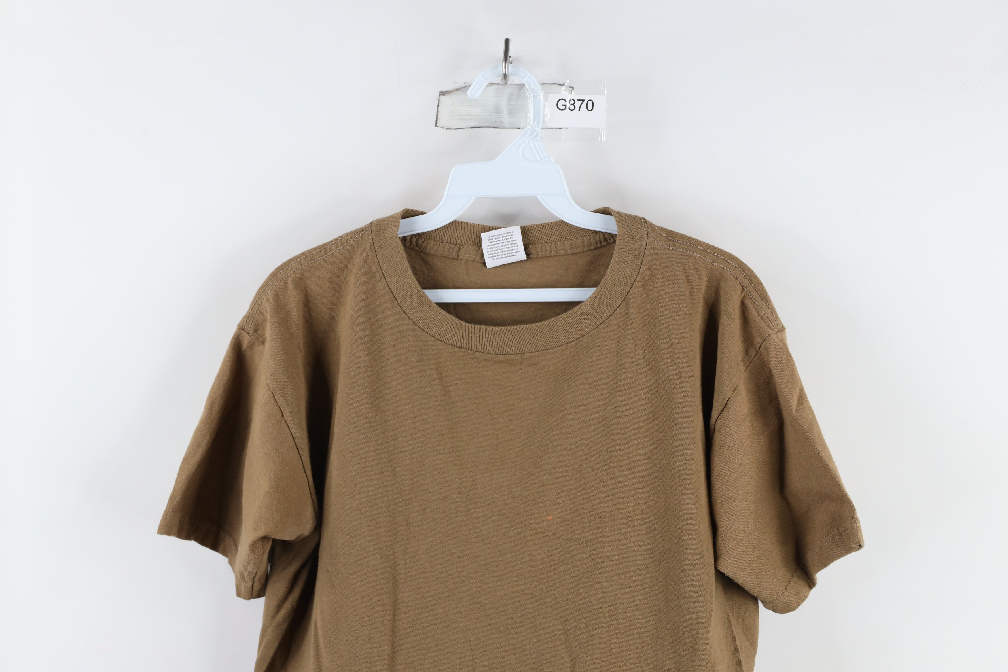 Vintage Vintage 90s Streetwear Short Sleeve T-Shirt Brown Cotton USA Size US L / EU 52-54 / 3 - 2 Thumbnail