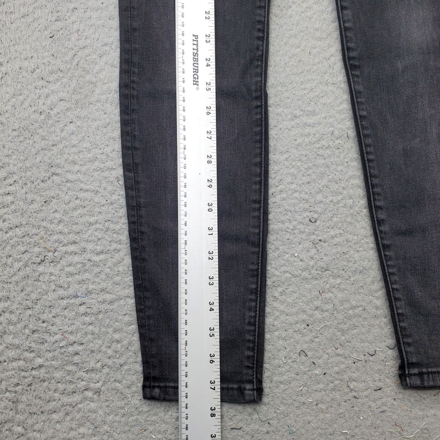 American Eagle Outfitters American Eagle Outfitters Skinny Jeans Womens Size 6 Black Denim Stretch Dark Wash Jeans Size 28" / US 6 / IT 42 - 3 Thumbnail