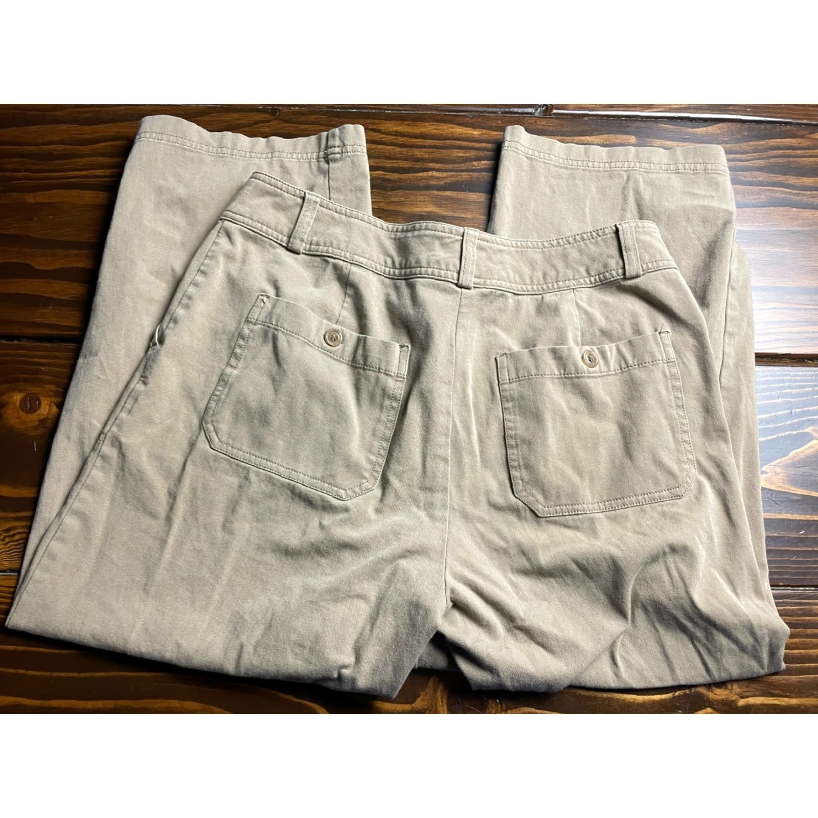 Coldwater Creek Coldwater Creek Pants, Women's Size 8, Tan, Cropped, Straight Leg Size 30" / US 8 / IT 44 - 2 Thumbnail